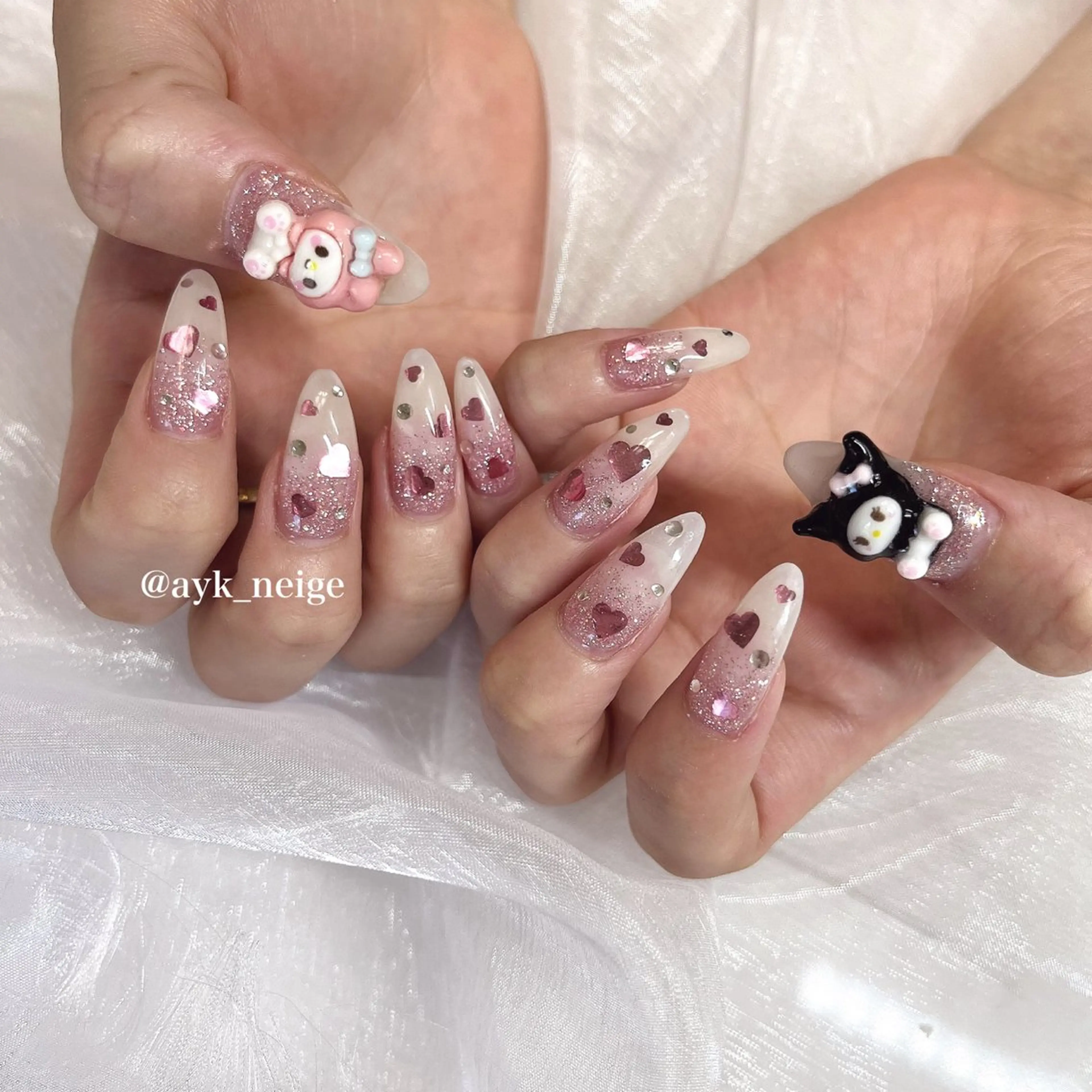 ネイル フットネイル キラキラネイル 韓国ネイル リボン n'eige nail所属・大谷 綾香のネイルデザイン