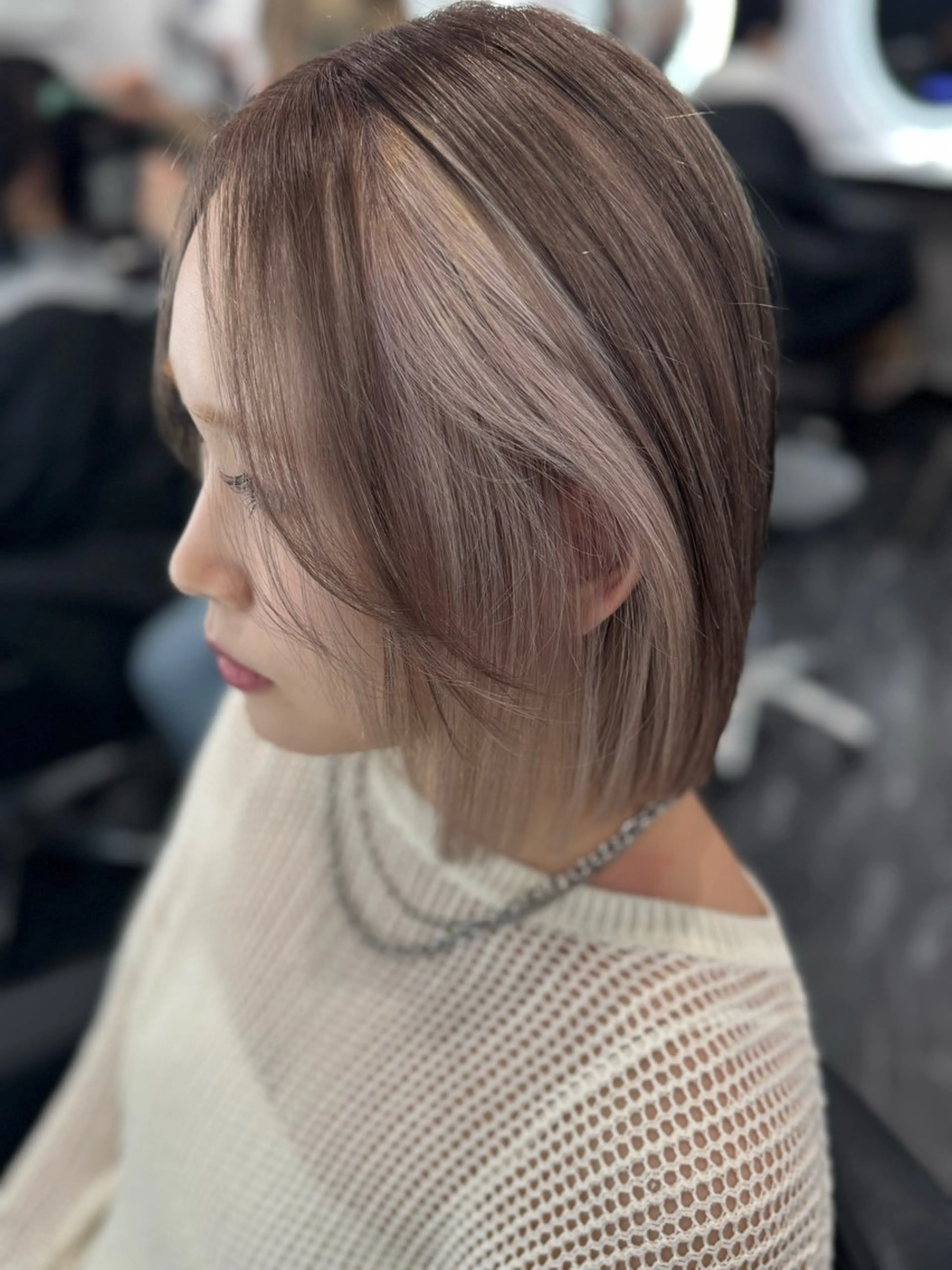 ショート カラー ヘアカラー LOHAS 優来（ユラ）のヘアスタイル