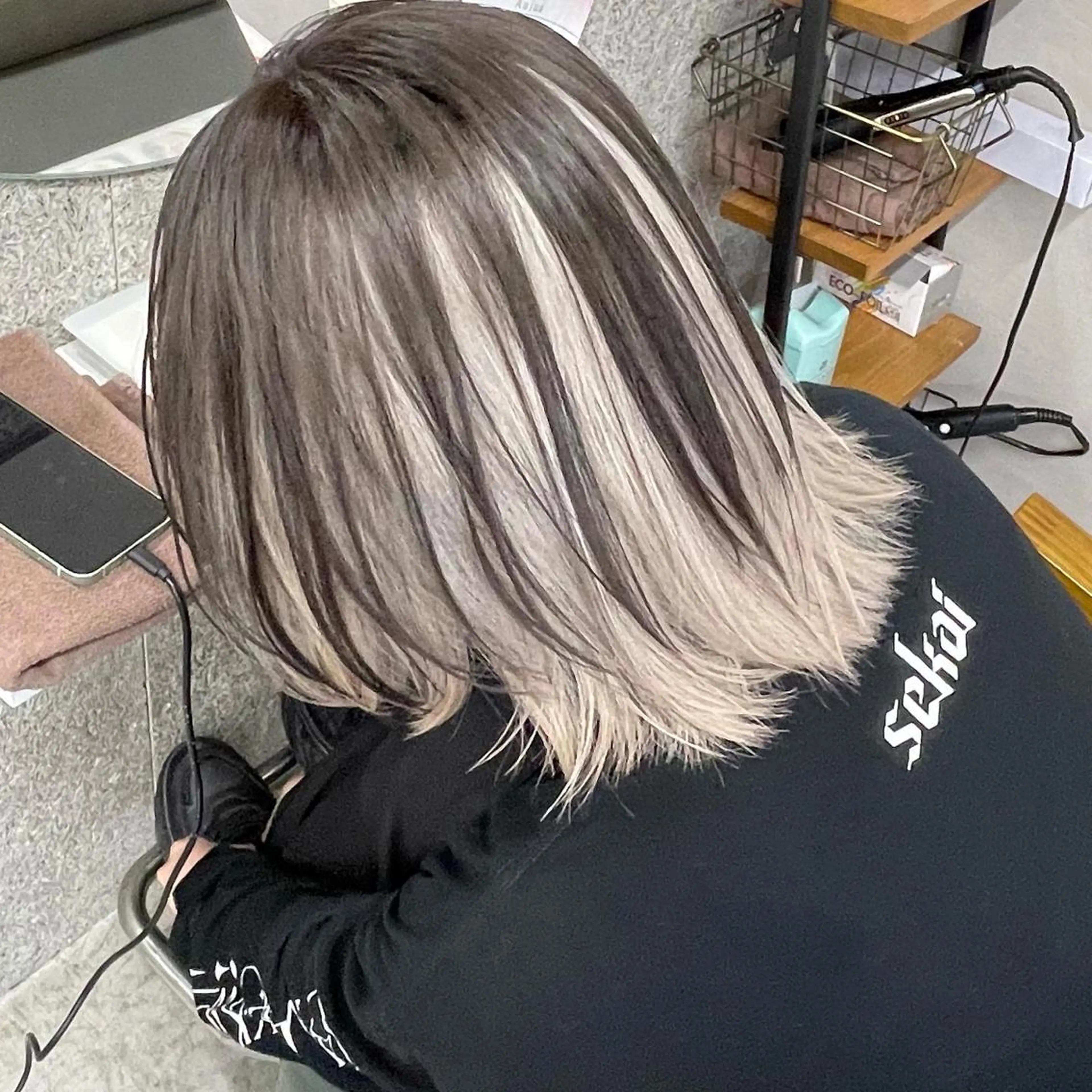 ミディアム カラー ヘアカラー トリートメント Lull (シェアサロンReco VIProom)所属・Lull1人美容室 バレイヤージュのヘアスタイル