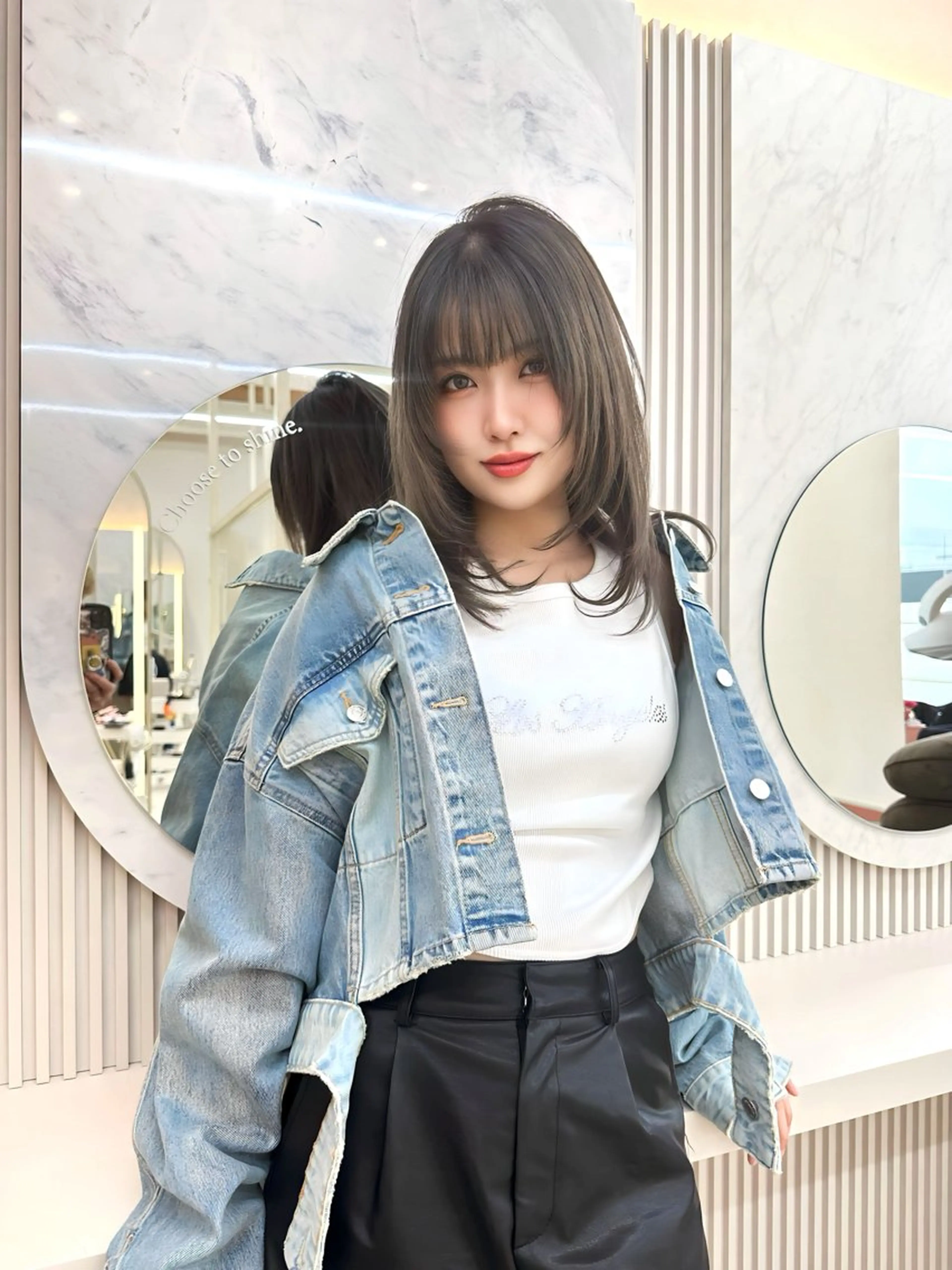 ミディアム カラー ハイレイヤー レイヤーカット ウルフカット カット トリートメント 顔周り特化/韓国ヘア /レイヤー/吉野幸大のヘアスタイル