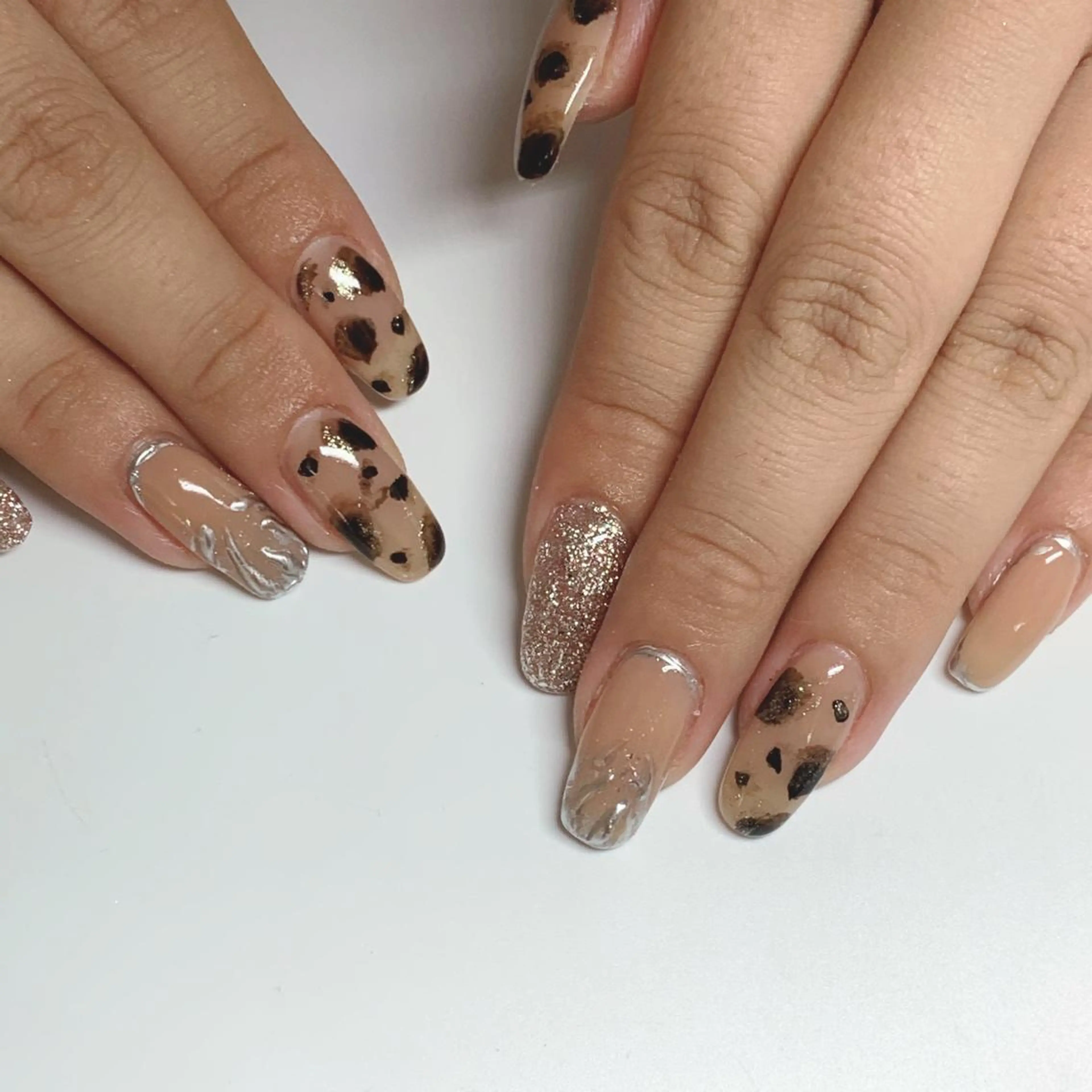 ネイル 【カメレオン】 上村 祥子のヘアスタイル