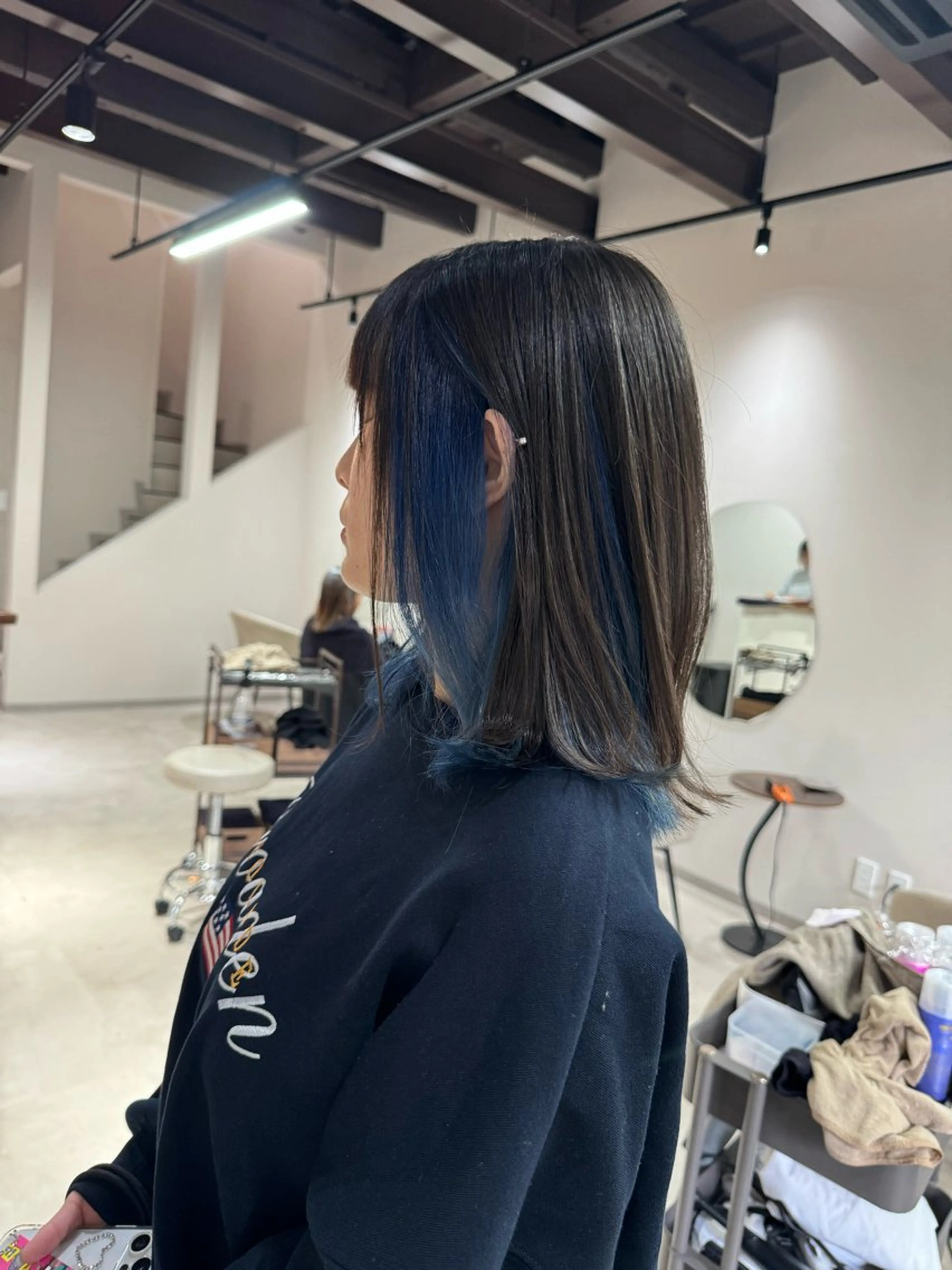 ミディアム 岸川 恭子のヘアスタイル