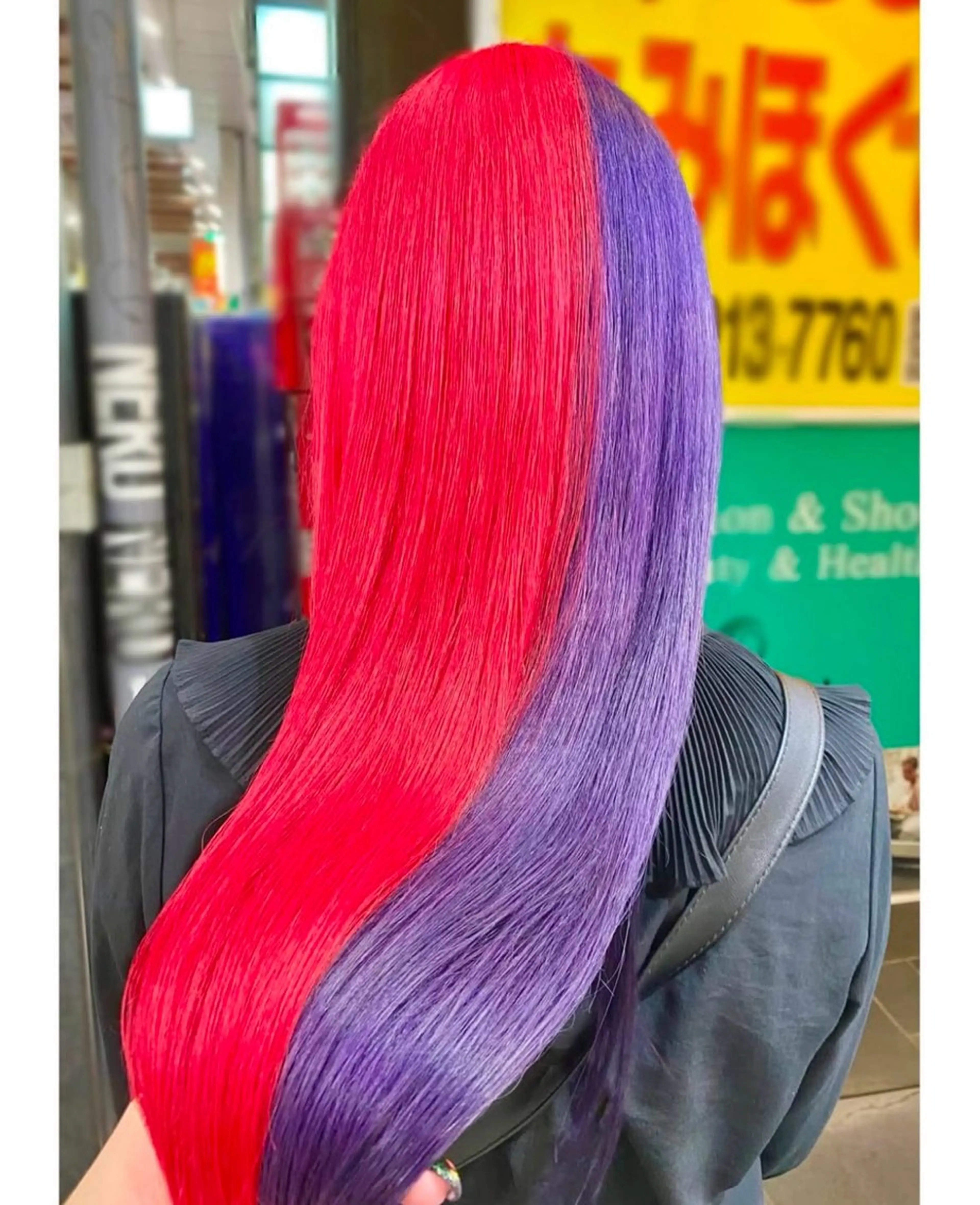 セミロング カラー パープルカラー レッドカラー ヘアカラー GARU-ガル-所属・TSUNO🦖 派手髪/オタク美容師のヘアスタイル