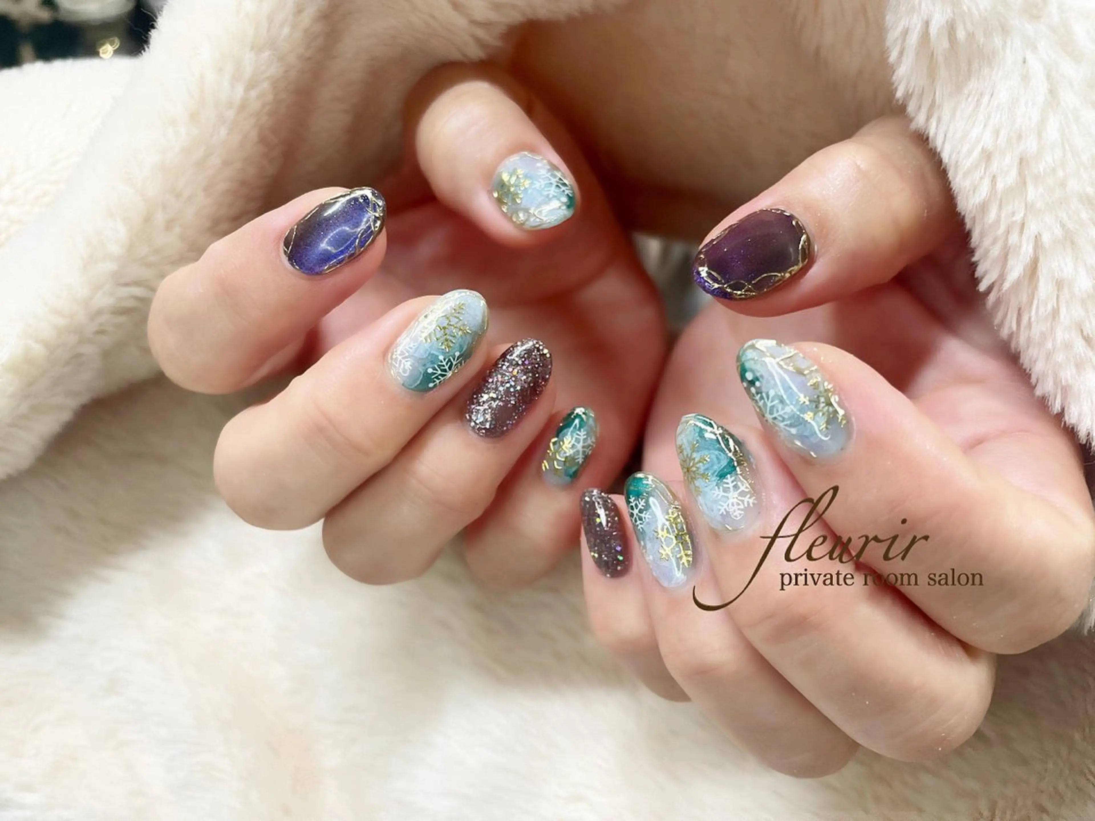 ネイル アートネイル ゴールド キラキラネイル ミラーネイル フルリール 【プライベートサロンのネイルデザイン