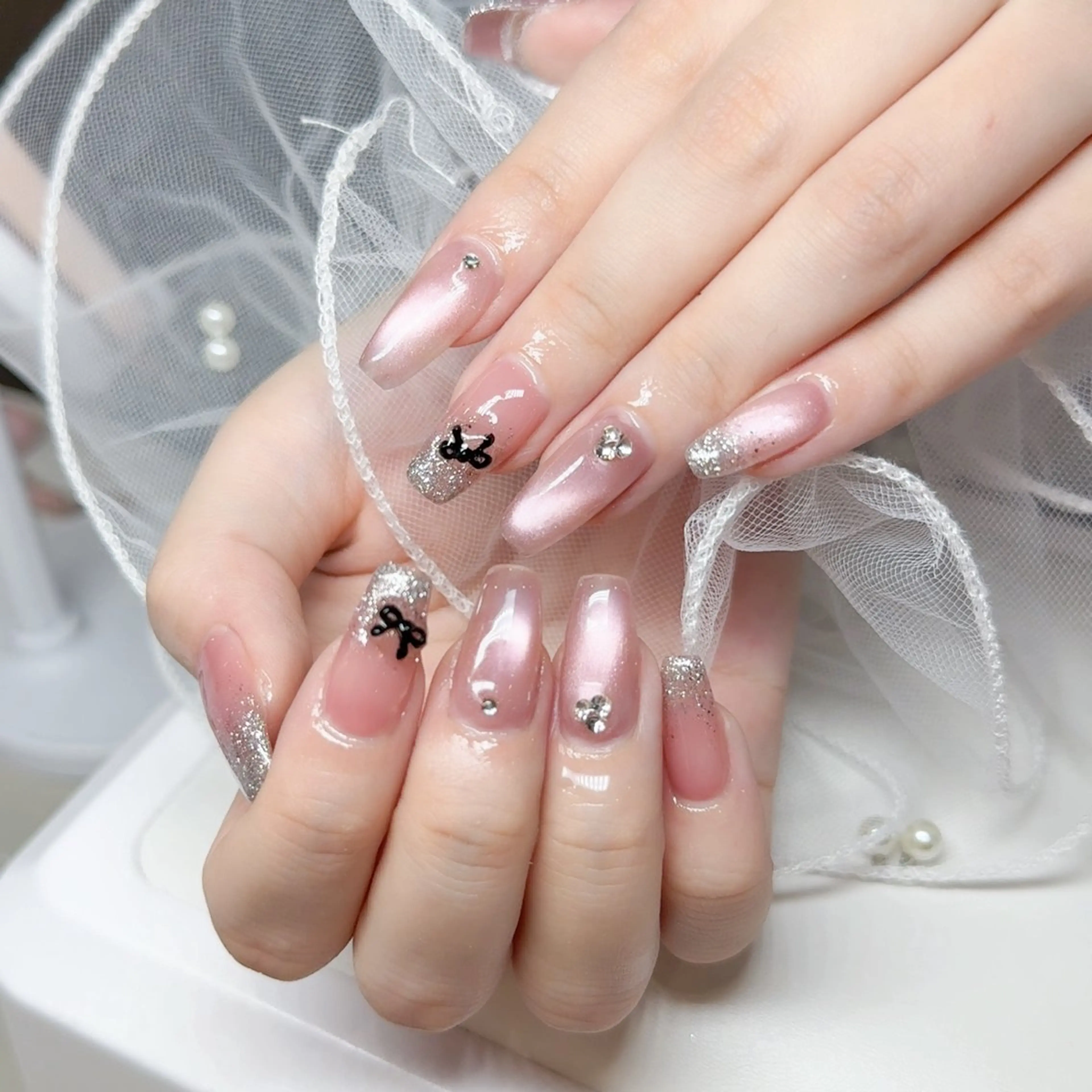 ネイル MQueen ネイルサロンマルのネイルデザイン