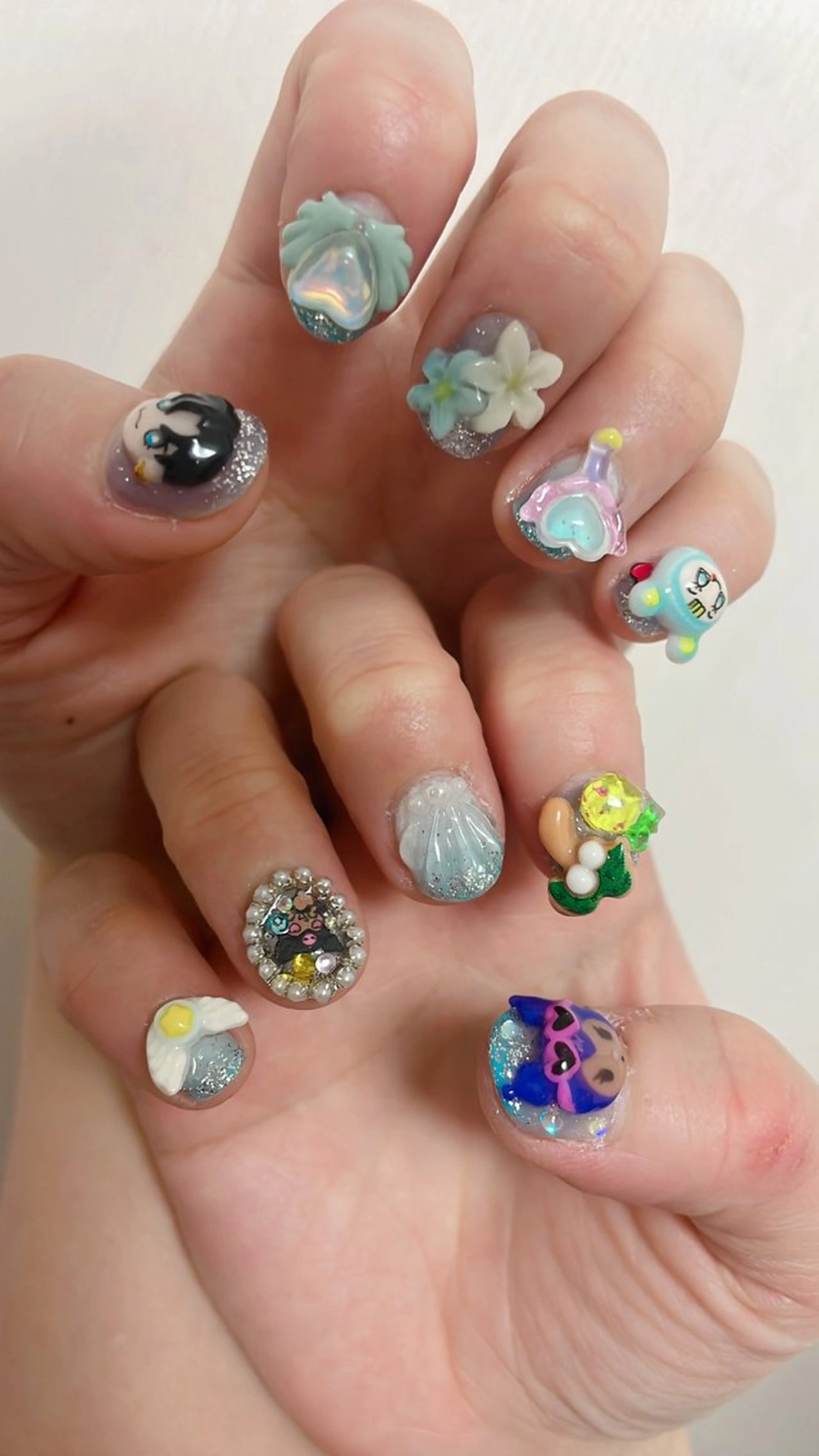 ネイル 持ち込み ハンドネイル 三原 麻佑のネイルデザイン