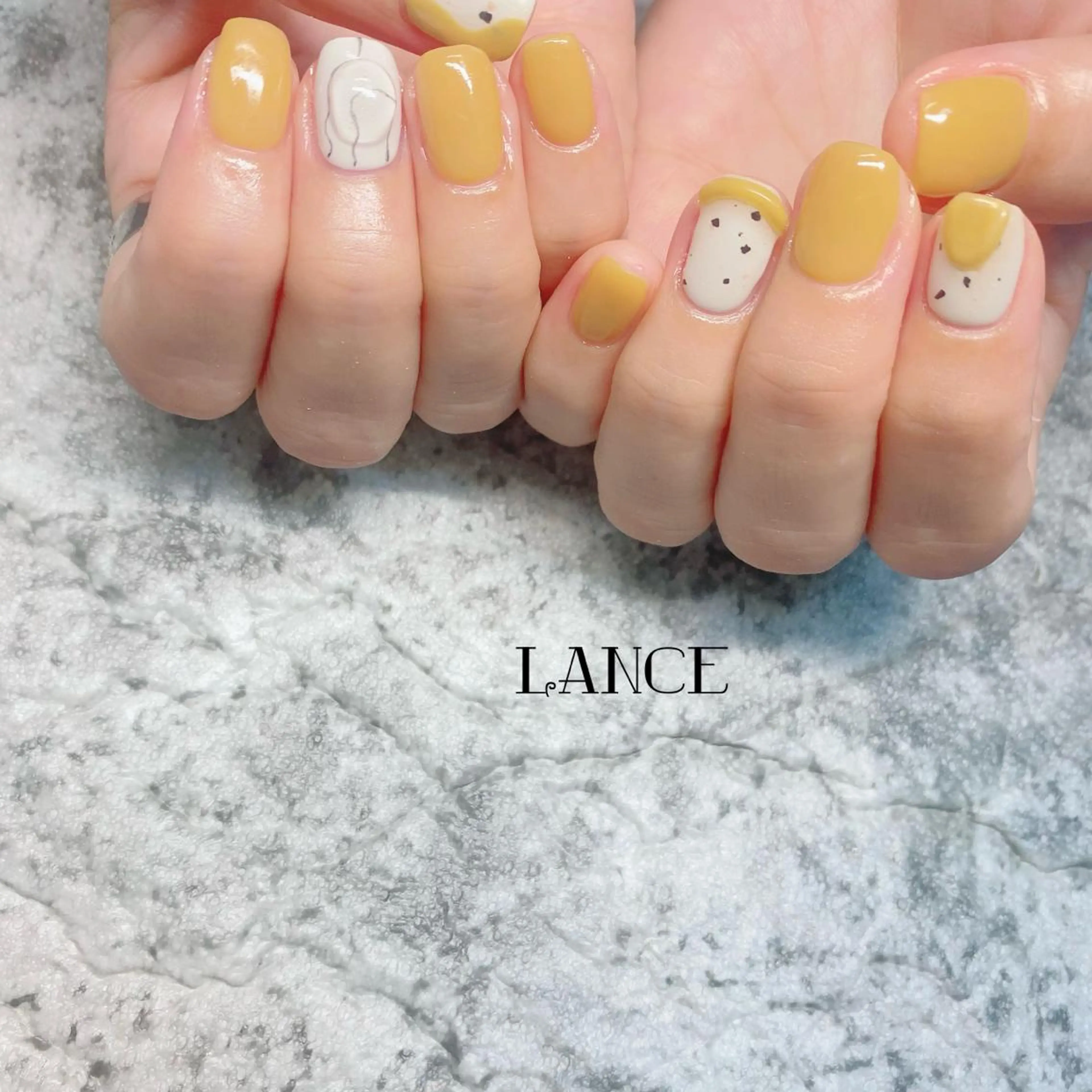 ミディアム ネイル オーロラネイル フットネイル フレンチネイル ミラーネイル ニュアンスネイル ハンドネイル Lance nailのネイルデザイン