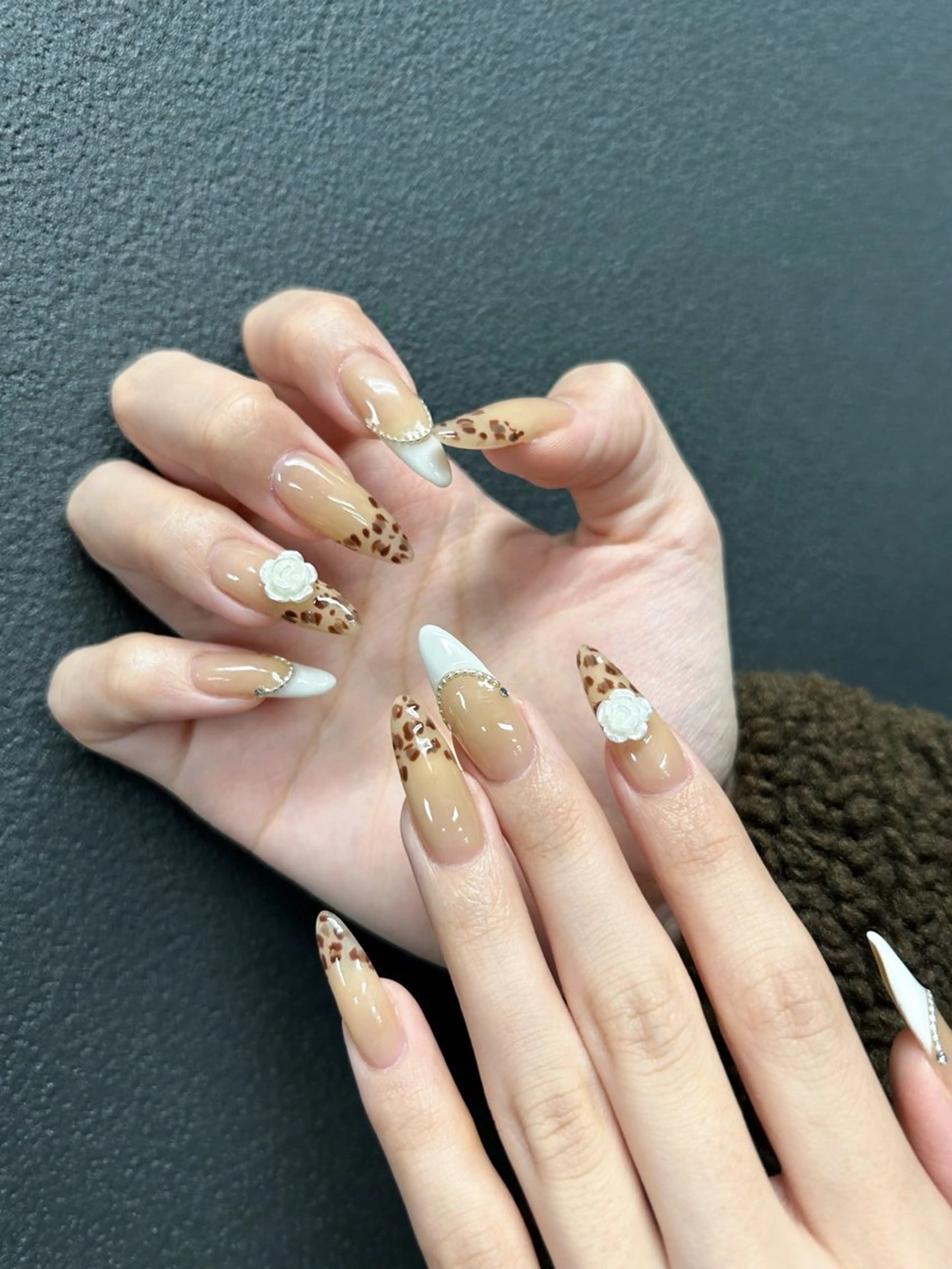 ネイル 韓国ネイル 持ち込み ニュアンスネイル ネイルチップ 冬ネイル RINN ANA.CHUOのネイルデザイン