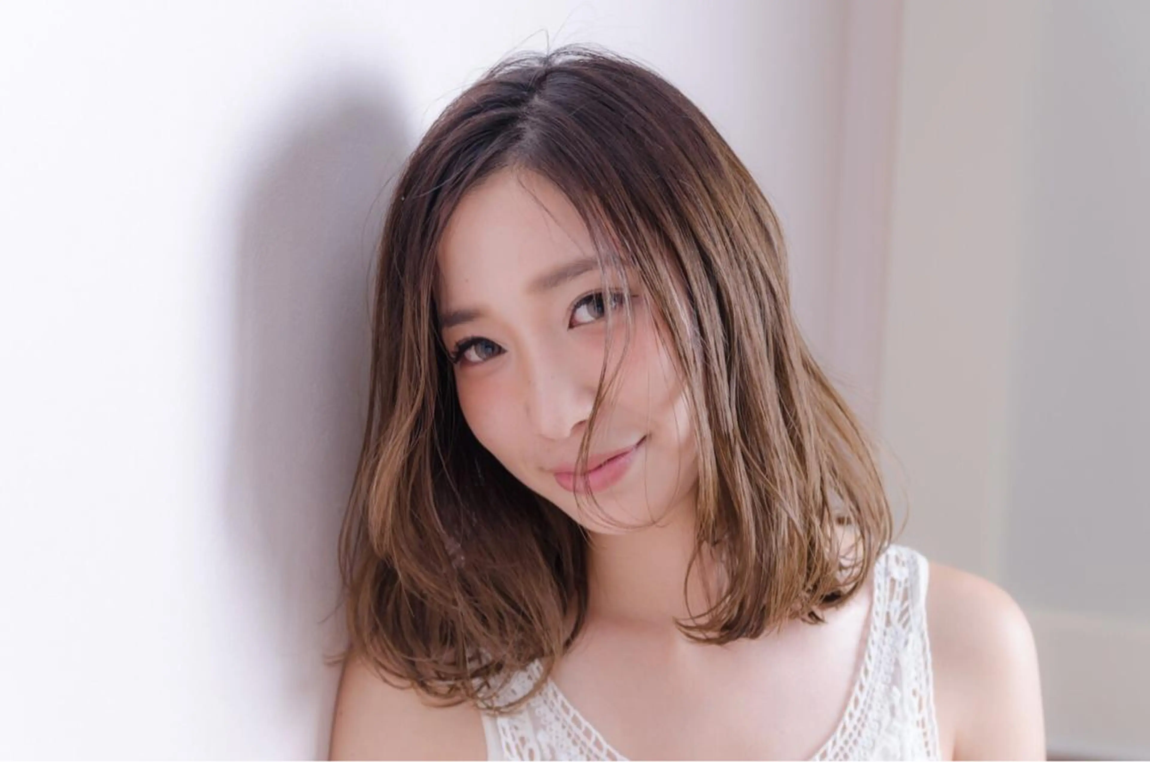 ミディアム アッシュ ボブ 日々所属・谷 大地のヘアスタイル