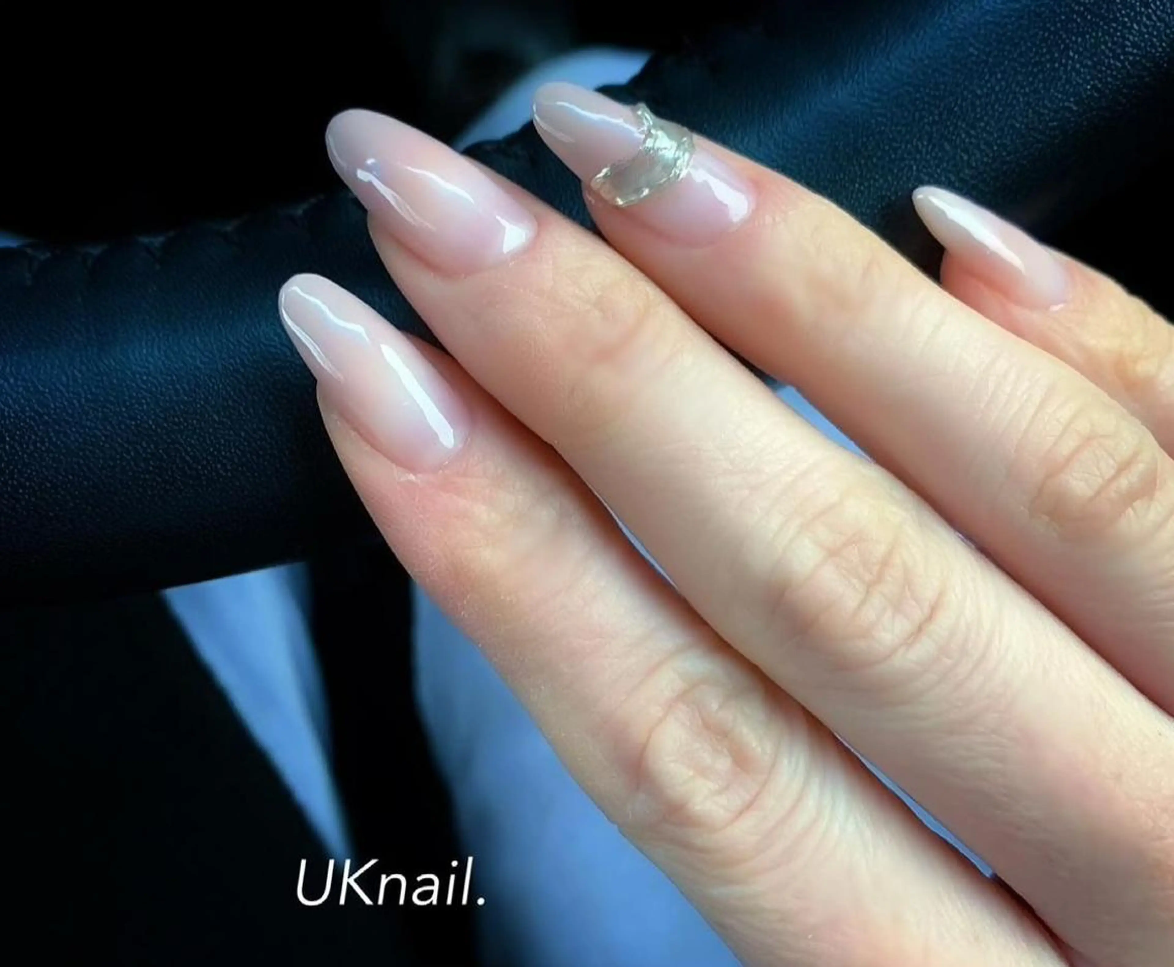 ミディアム 木下 ゆみのネイルデザイン