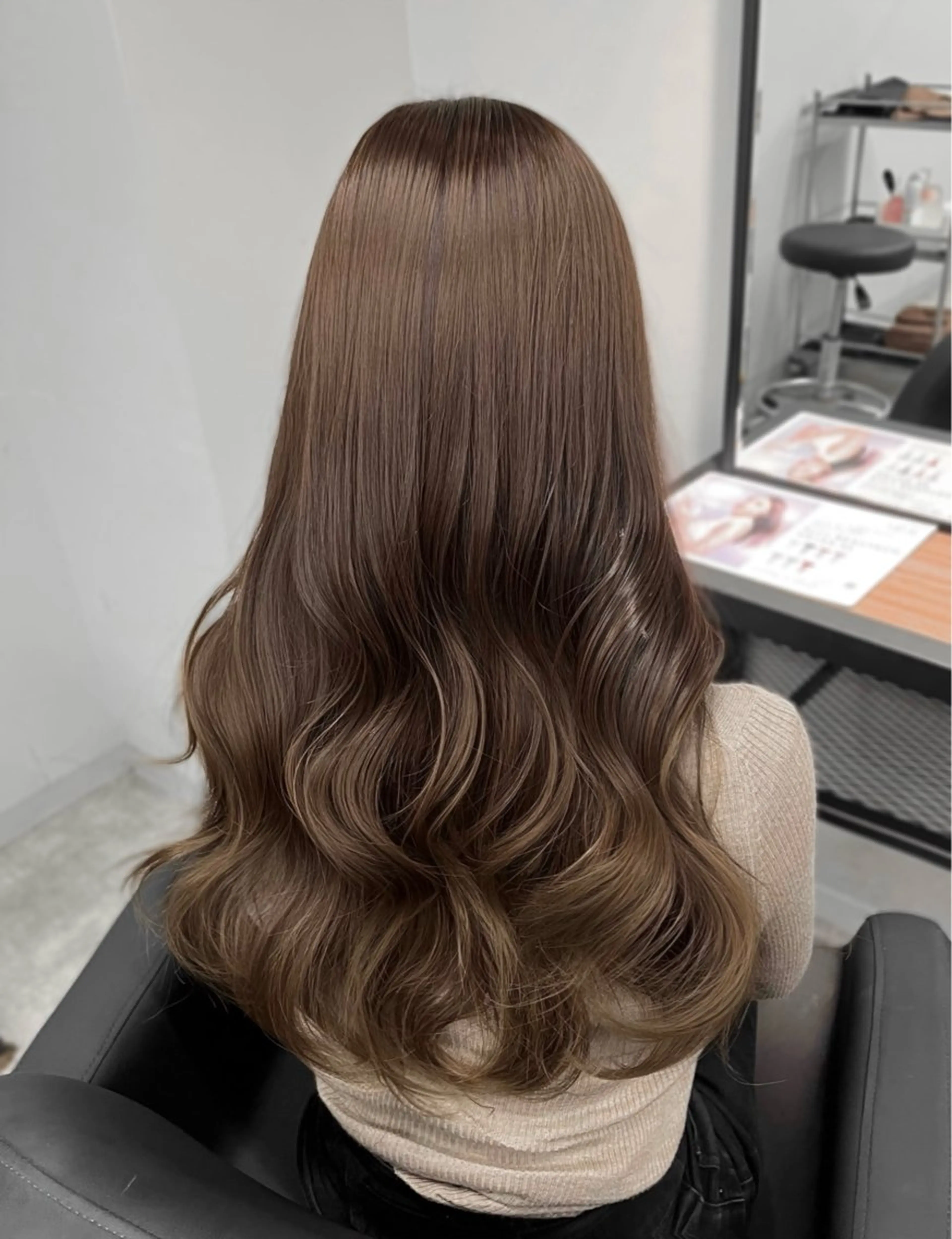 ロング ヘアカラー LINDO TOKYO所属・ミルクティー /asumi♡のヘアスタイル