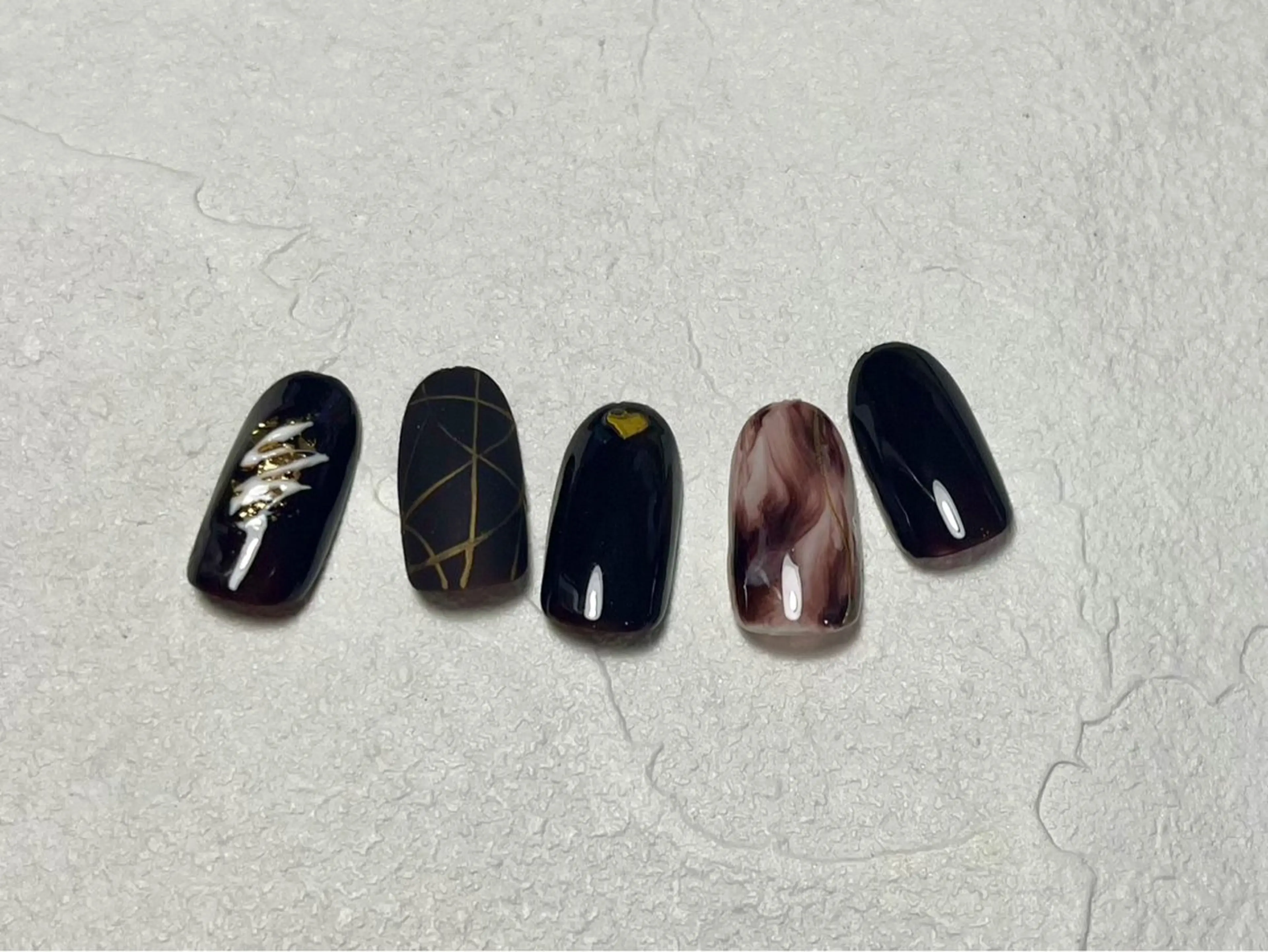 ネイル ジェルネイル メンズネイル パラジェル バレンタイン ワンホンネイル kiki nail 二子玉川のネイルデザイン