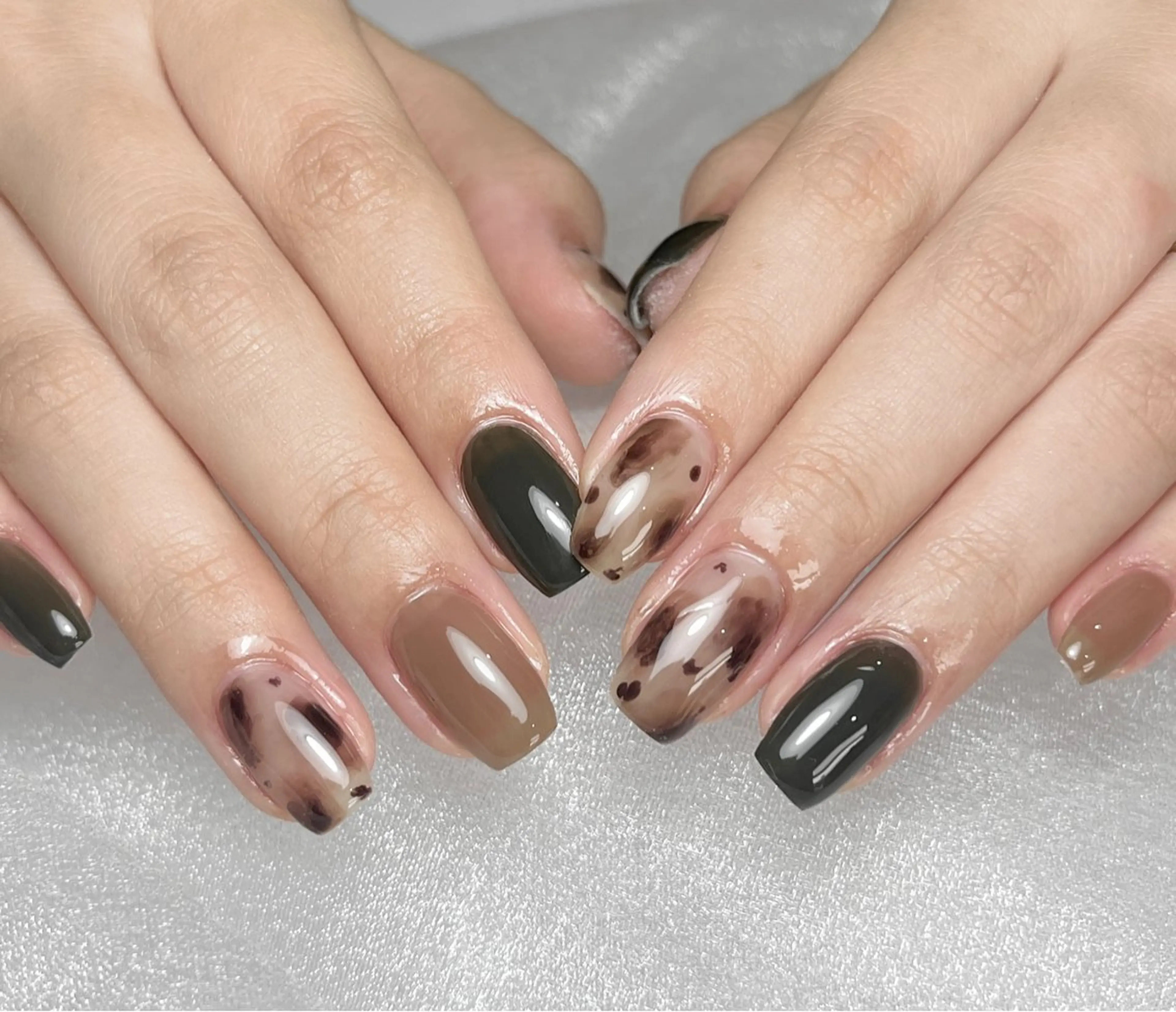 ネイル cie/42° NIJINAのネイルデザイン