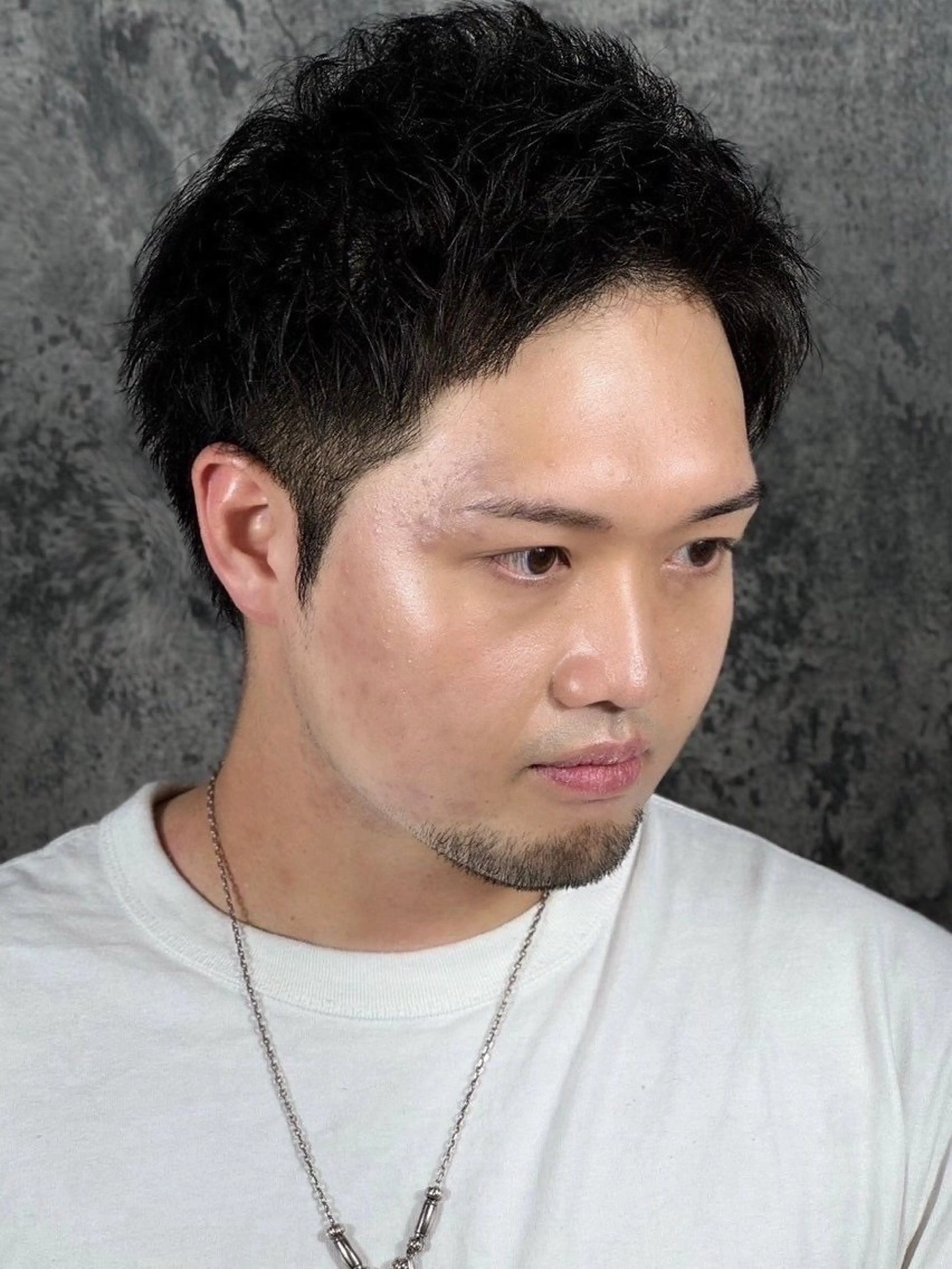 ショート 餘野 翔舞のヘアスタイル