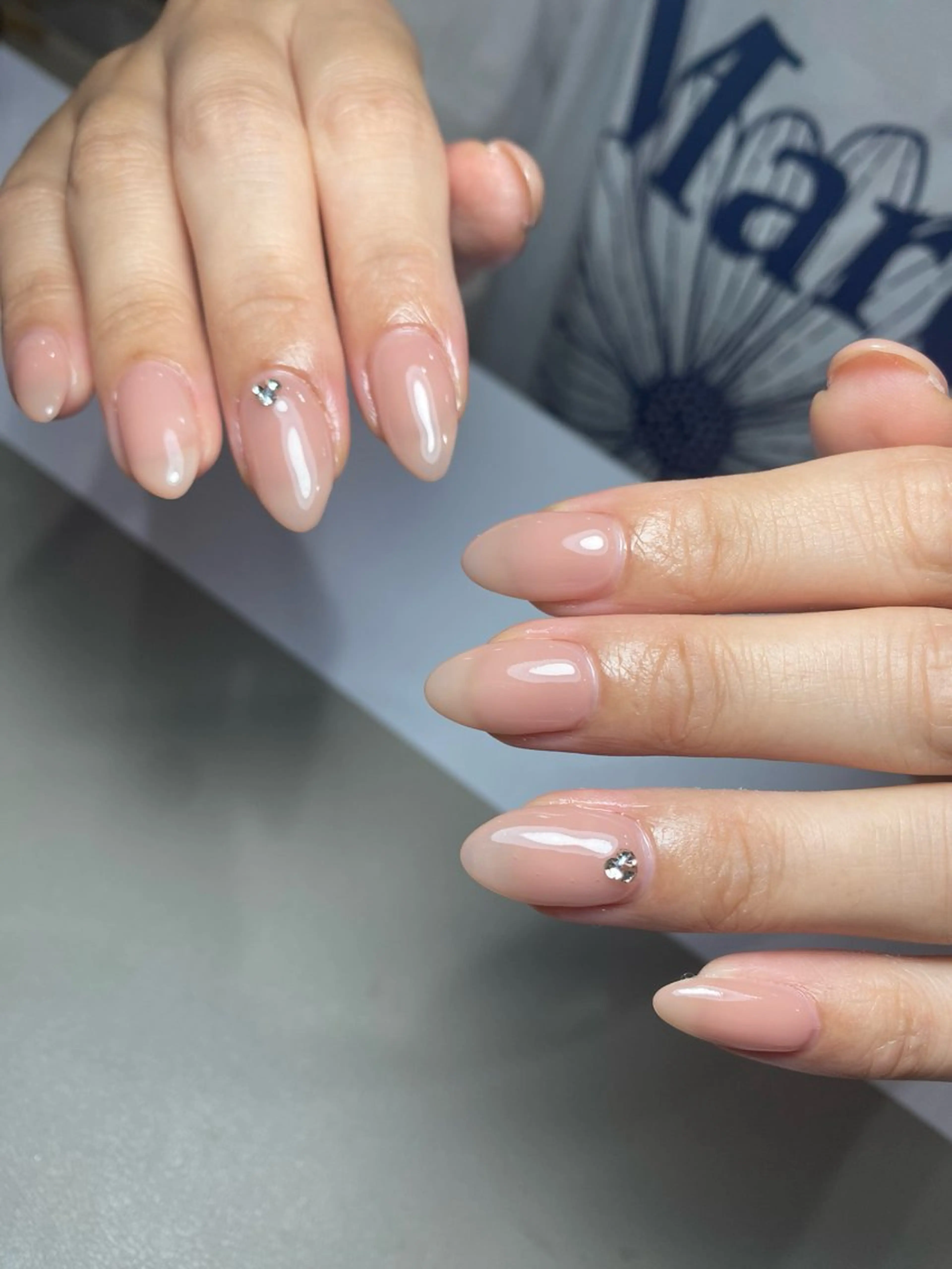 ネイル フラッシュネイル フレンチネイル ジェルネイル グラデーション ラメ(グリッター) ハンドネイル ハンドケア REILLY.　private nail salon所属・Marina 《REILLY.》のネイルデザイン