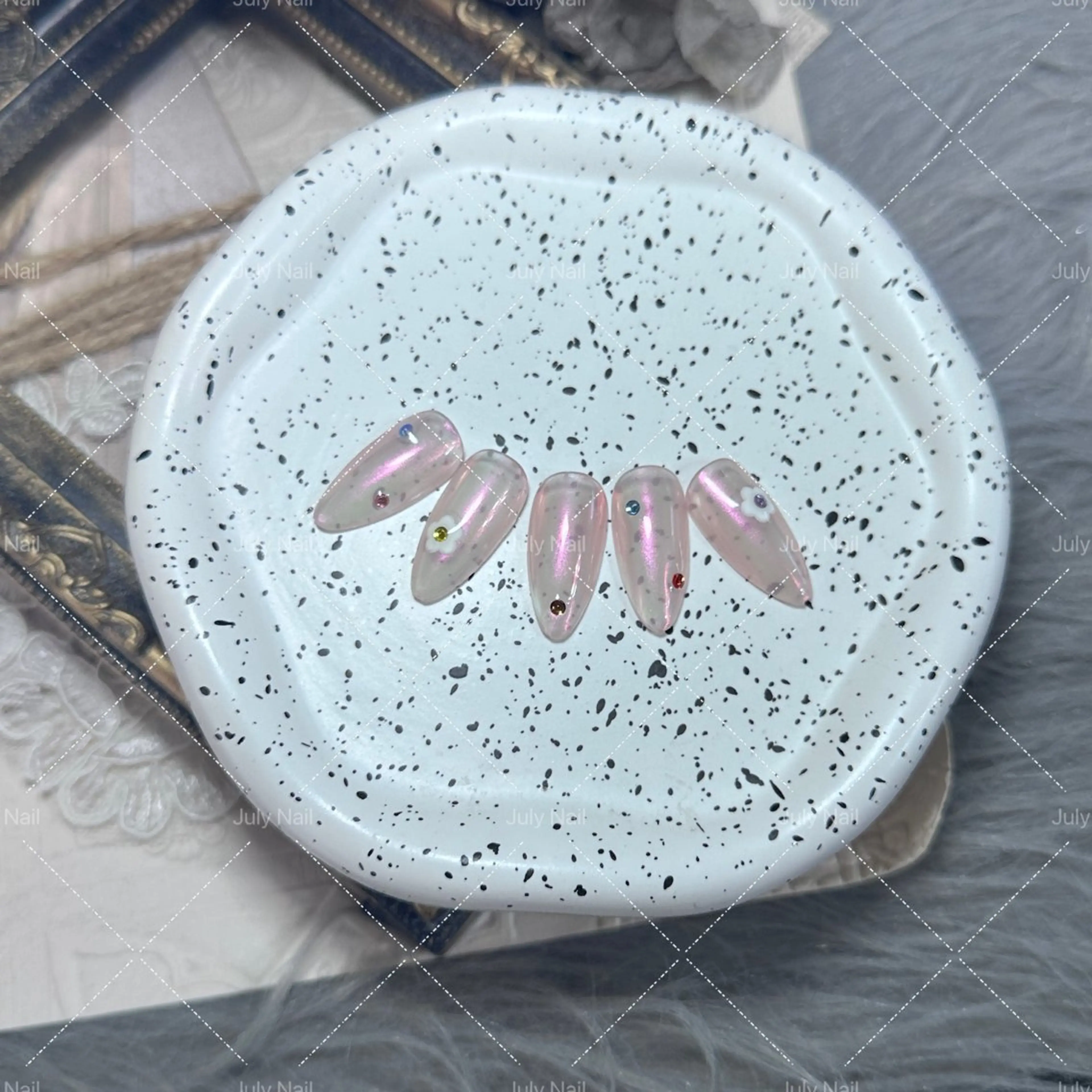 ネイル July Nailのネイルデザイン