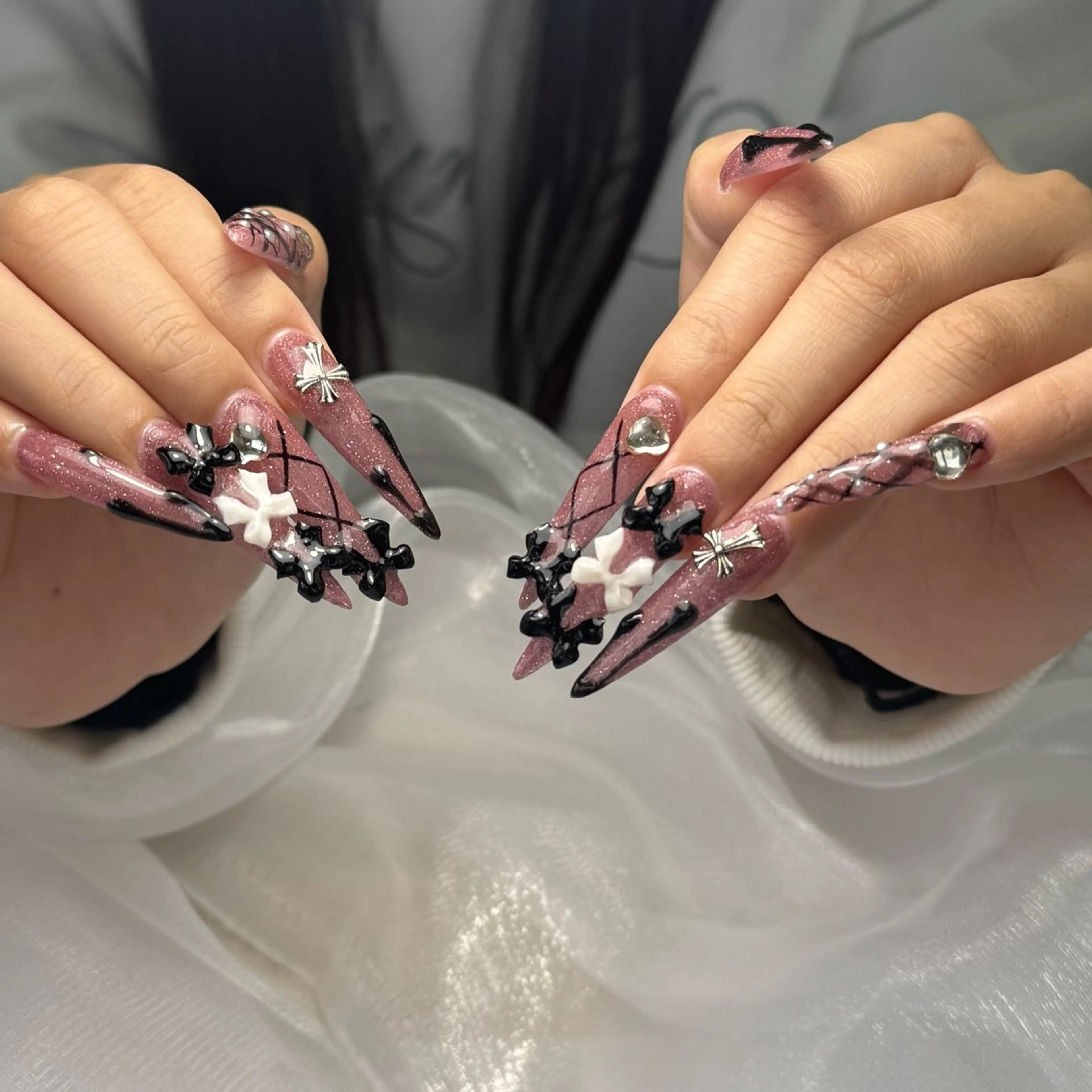 ネイル ハンドネイル いちご chan novaのネイルデザイン