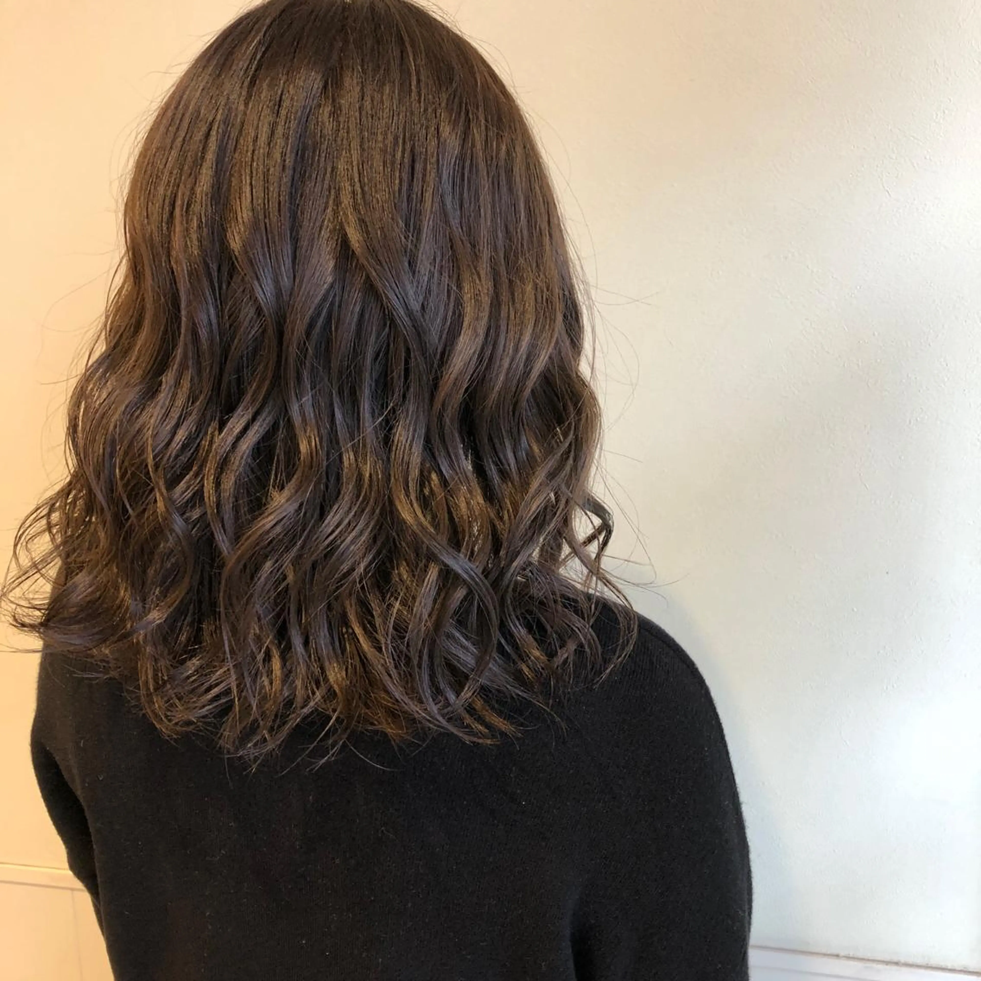 ミディアム カラー 日置 大智のヘアスタイル