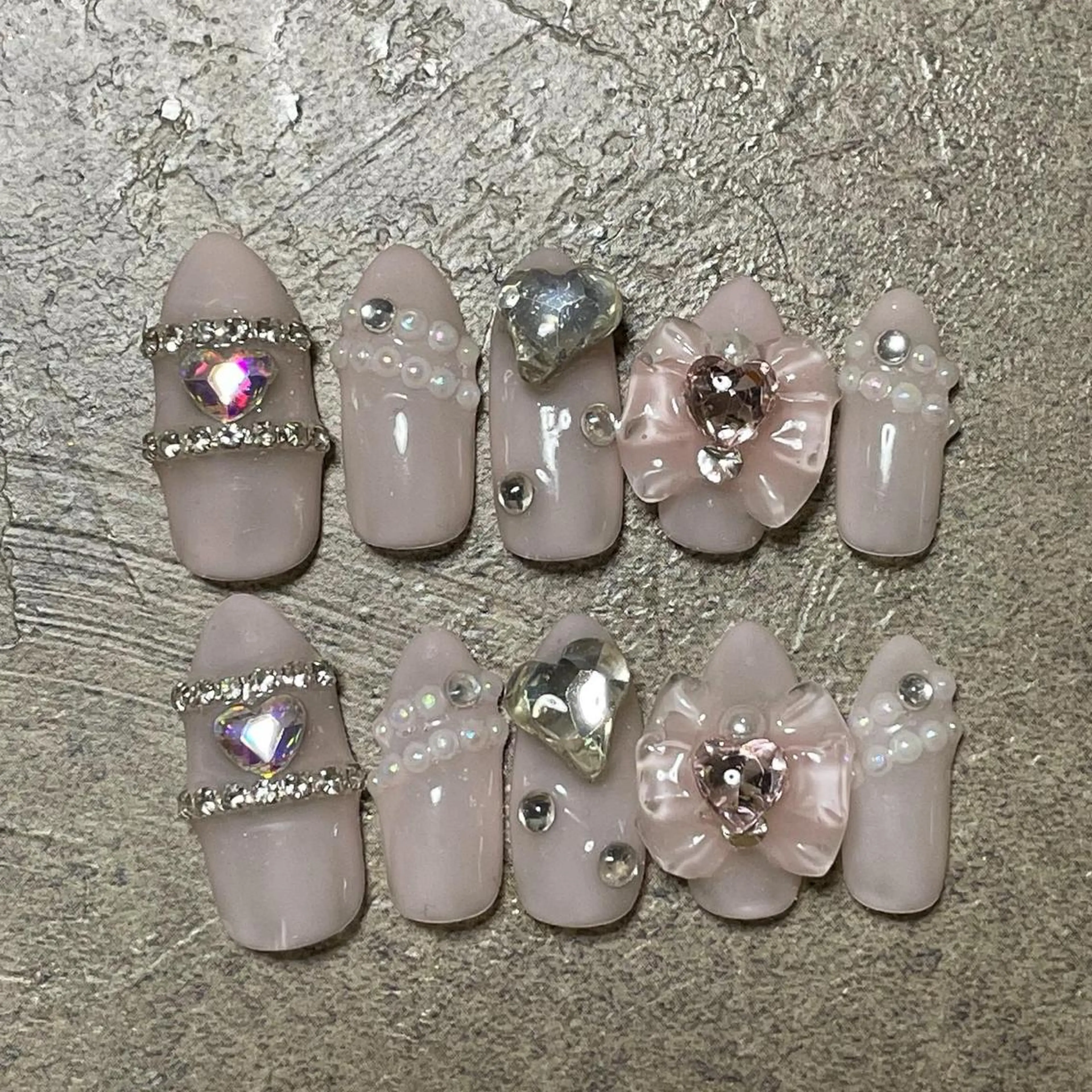 ネイル casita（カシータ）所属・thrush nailsのネイルデザイン