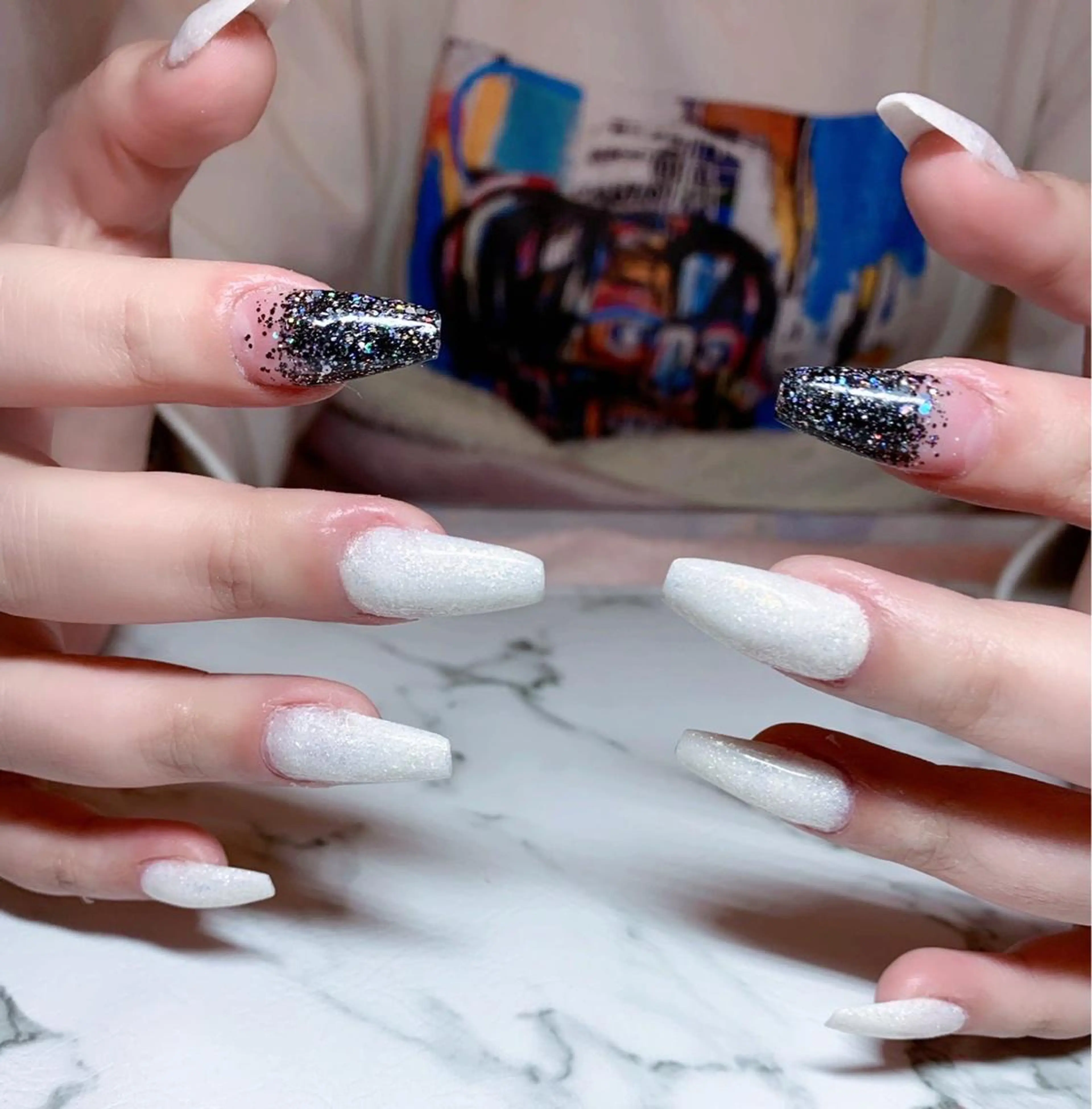 ネイル アニマル柄 アートネイル ゴールド ラメ(グリッター) ニュアンスネイル ハンドネイル x.1.0.nail ♡Cのネイルデザイン