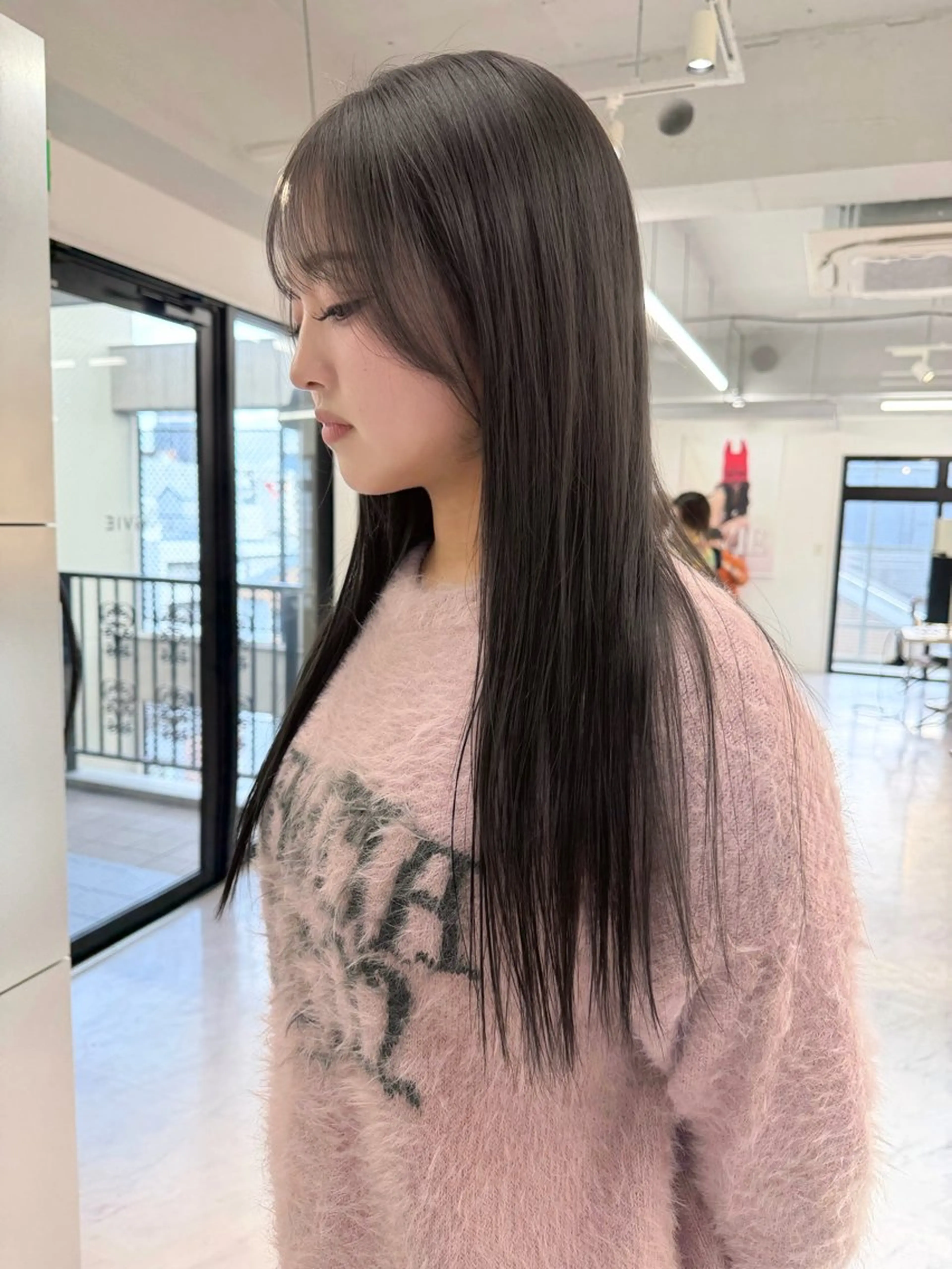 ロング カラー ベージュカラー ブリーチ ケアブリーチ デザインカラー ダブルカラー カット ヘアカラー TATSUブリーチ/ ミルクティーベージュのヘアスタイル