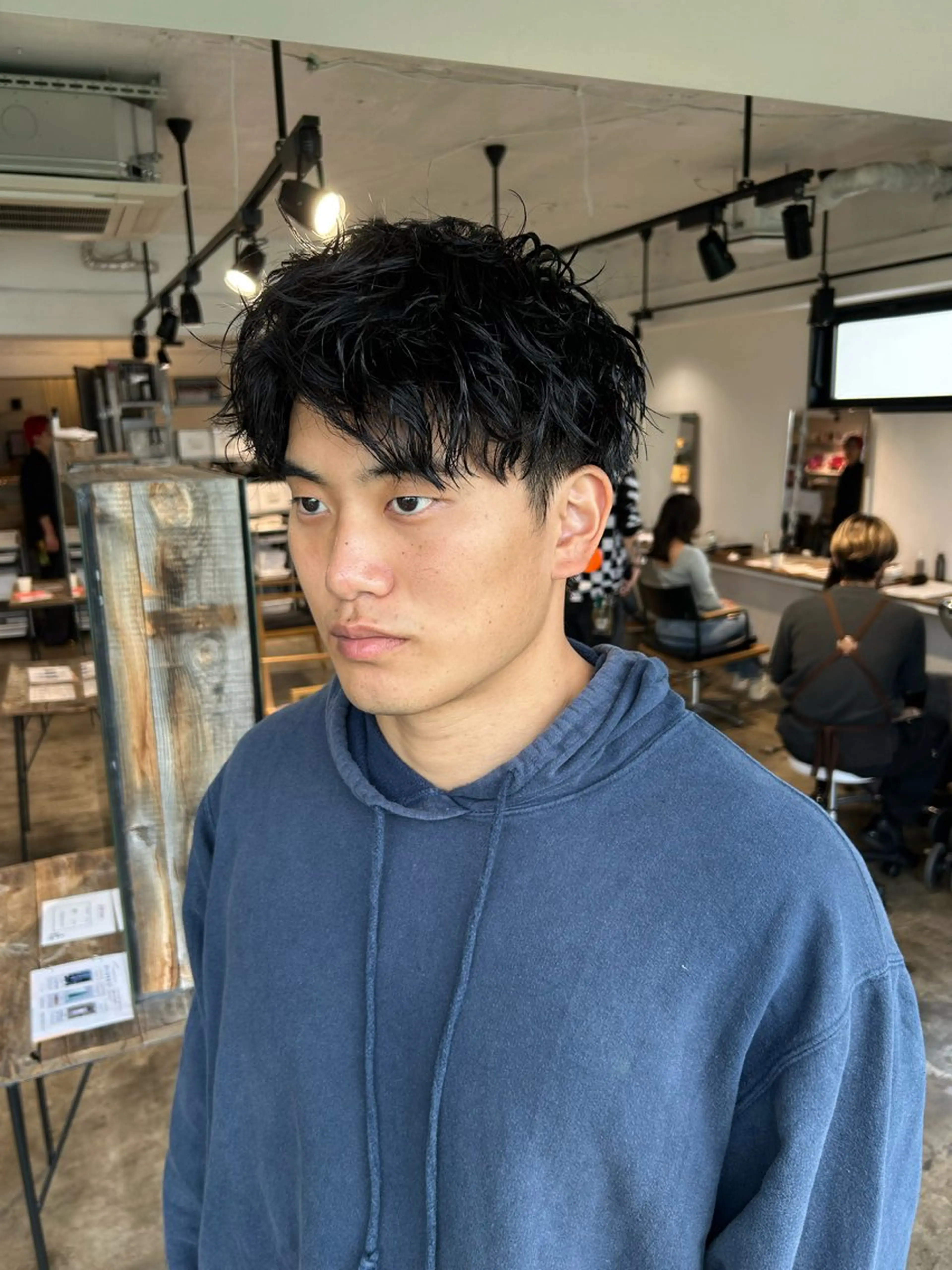 ミディアム パーマ メンズ ミディアムパーマ メンズパーマ ツイストスパイラルパーマ スパイラルパーマ カット become men's hair 名駅店所属・名駅/フェザーパーマ 韓国ヘア/森岡のヘアスタイル