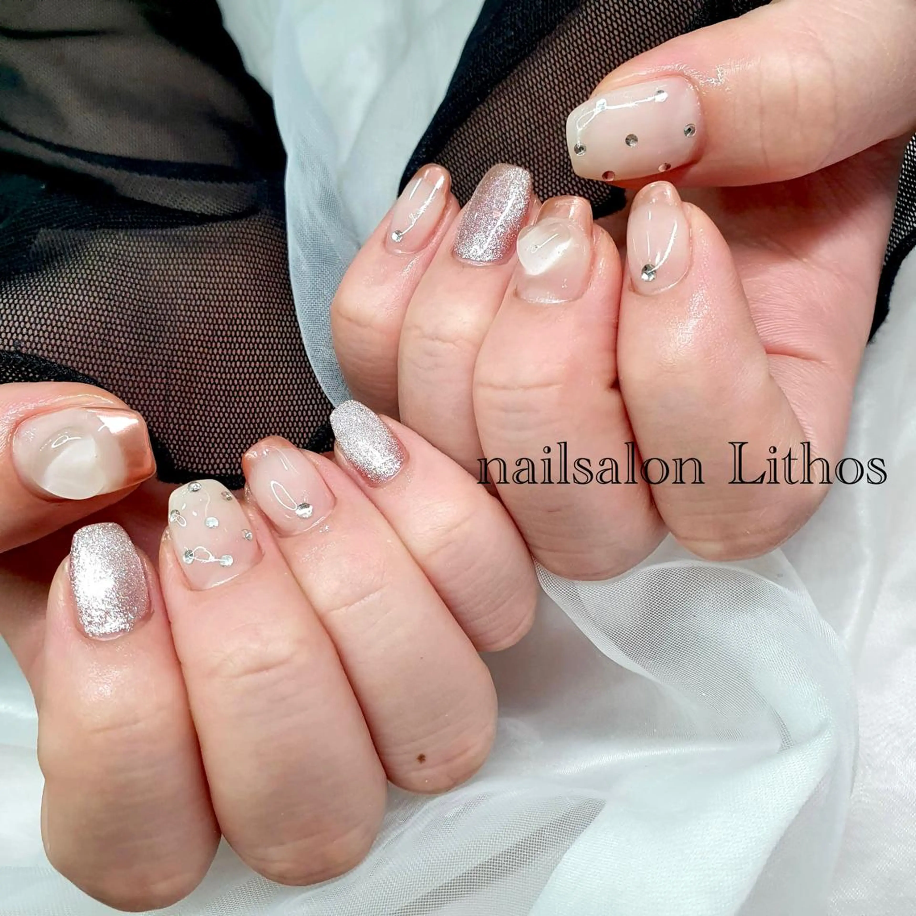 ネイル ガーリー ラメ(グリッター) ハンドネイル nailsalon Lithos所属・nailsalon Recontreのネイルデザイン