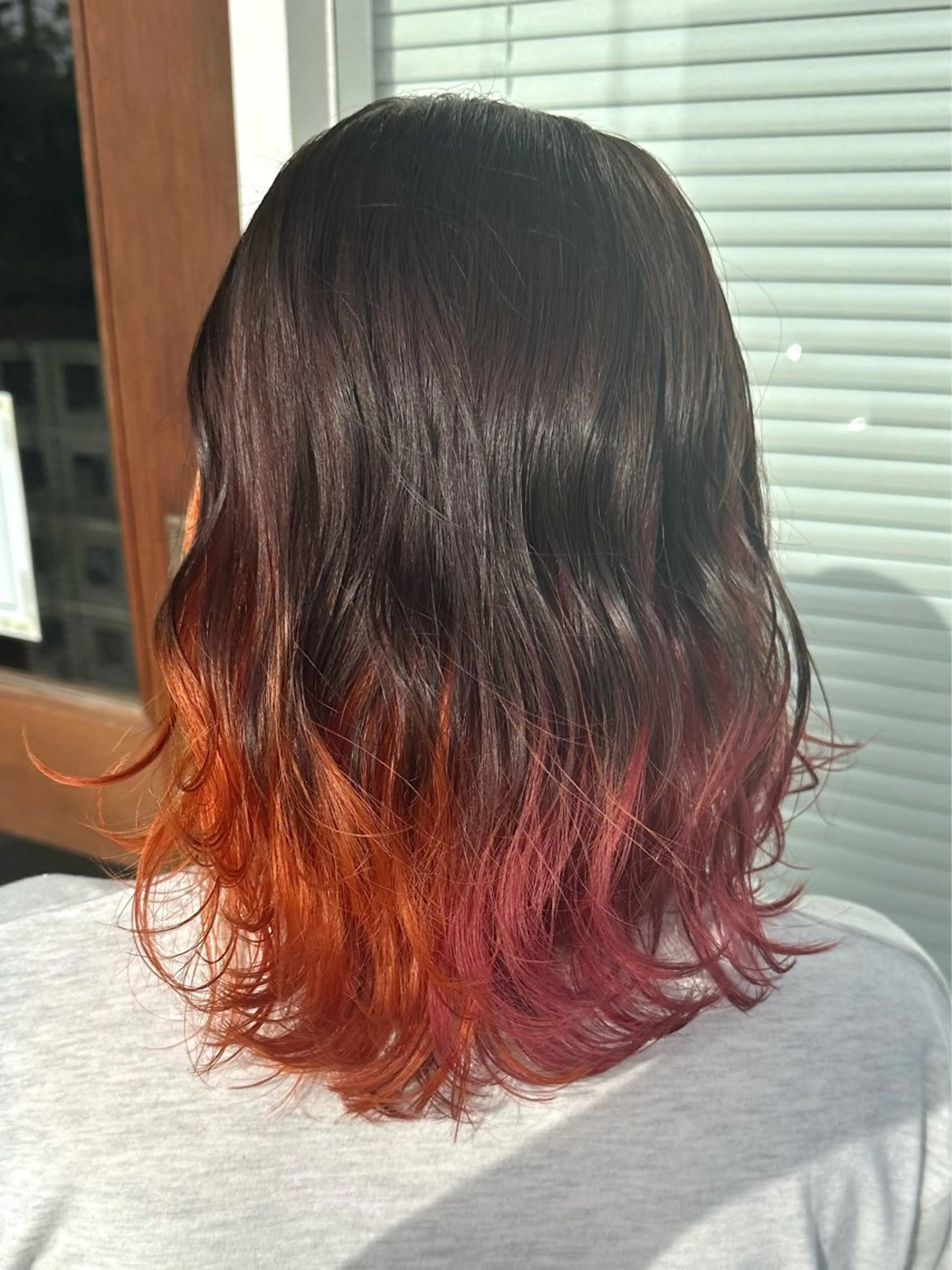 ミディアム カラー ブリーチ デザインカラー カット ヘアカラー BRANCHÉ小牧/ 西尾 美月のヘアスタイル