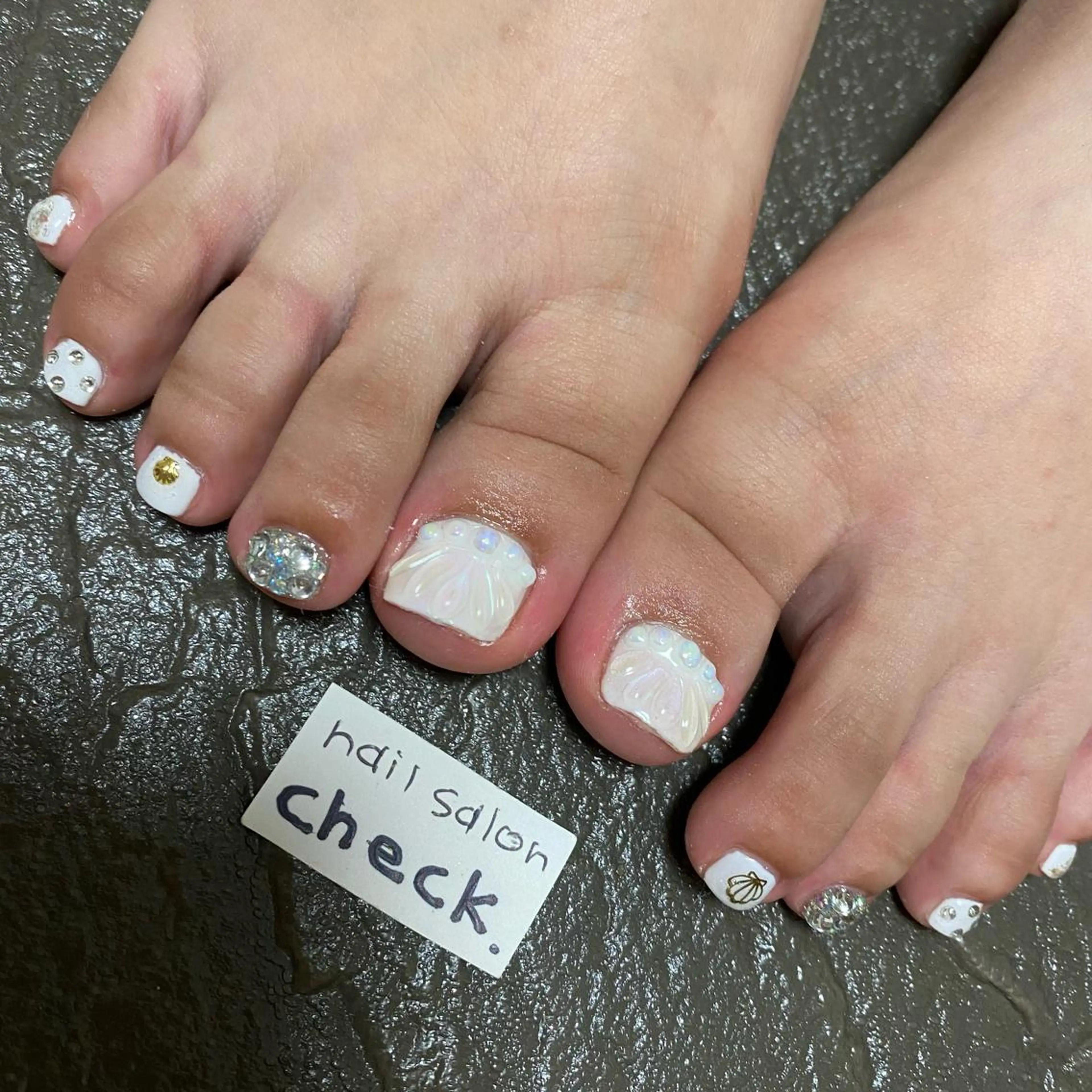 ネイル アートネイル オーロラネイル フットネイル 氷ネイル・うるうるネイル ミラーネイル ーCHECKー ちあきのネイルデザイン