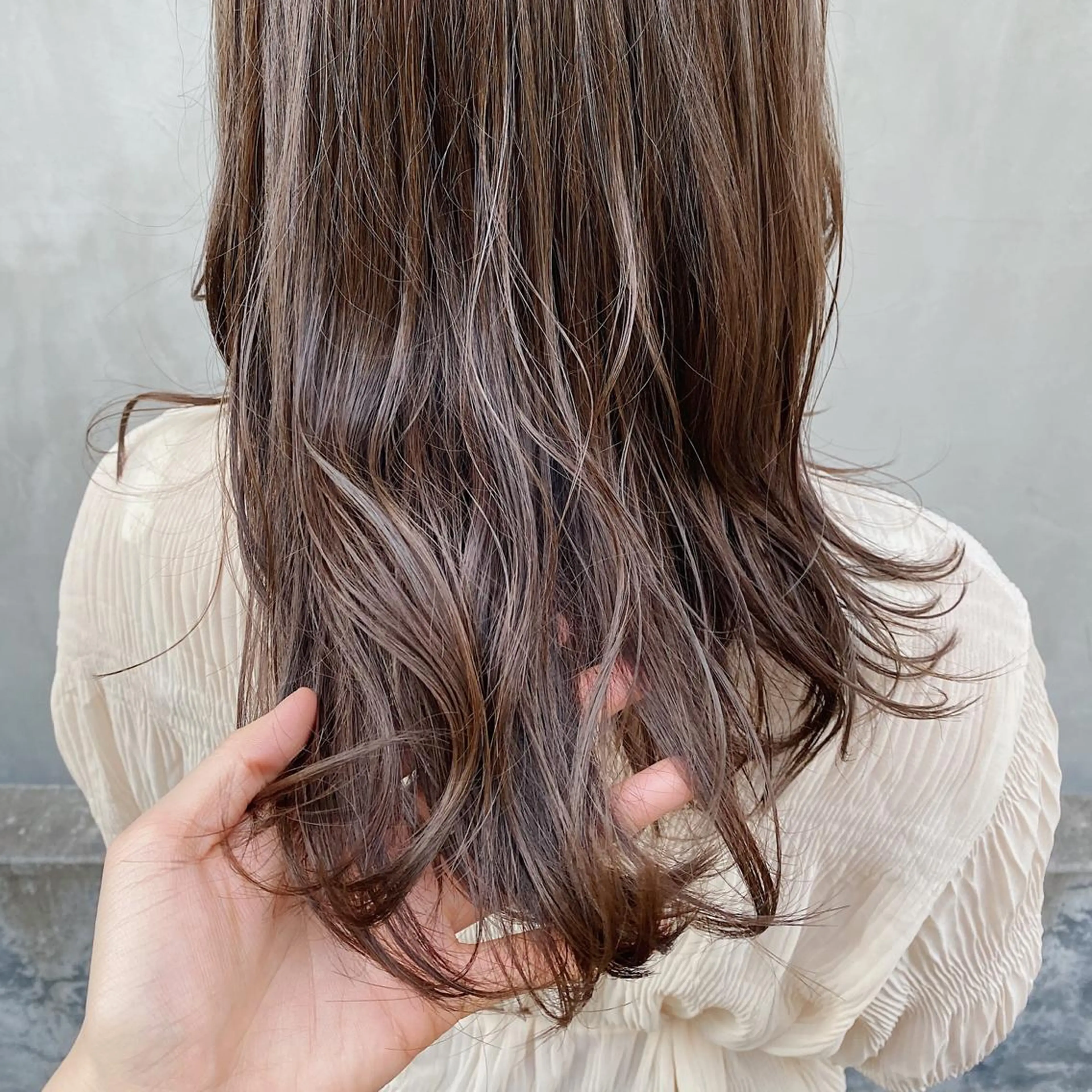 セミロング カラー パーマ ヘアアレンジ メンズ キッズ ネイル Uil所属・インナーカラー/ KANAのヘアスタイル