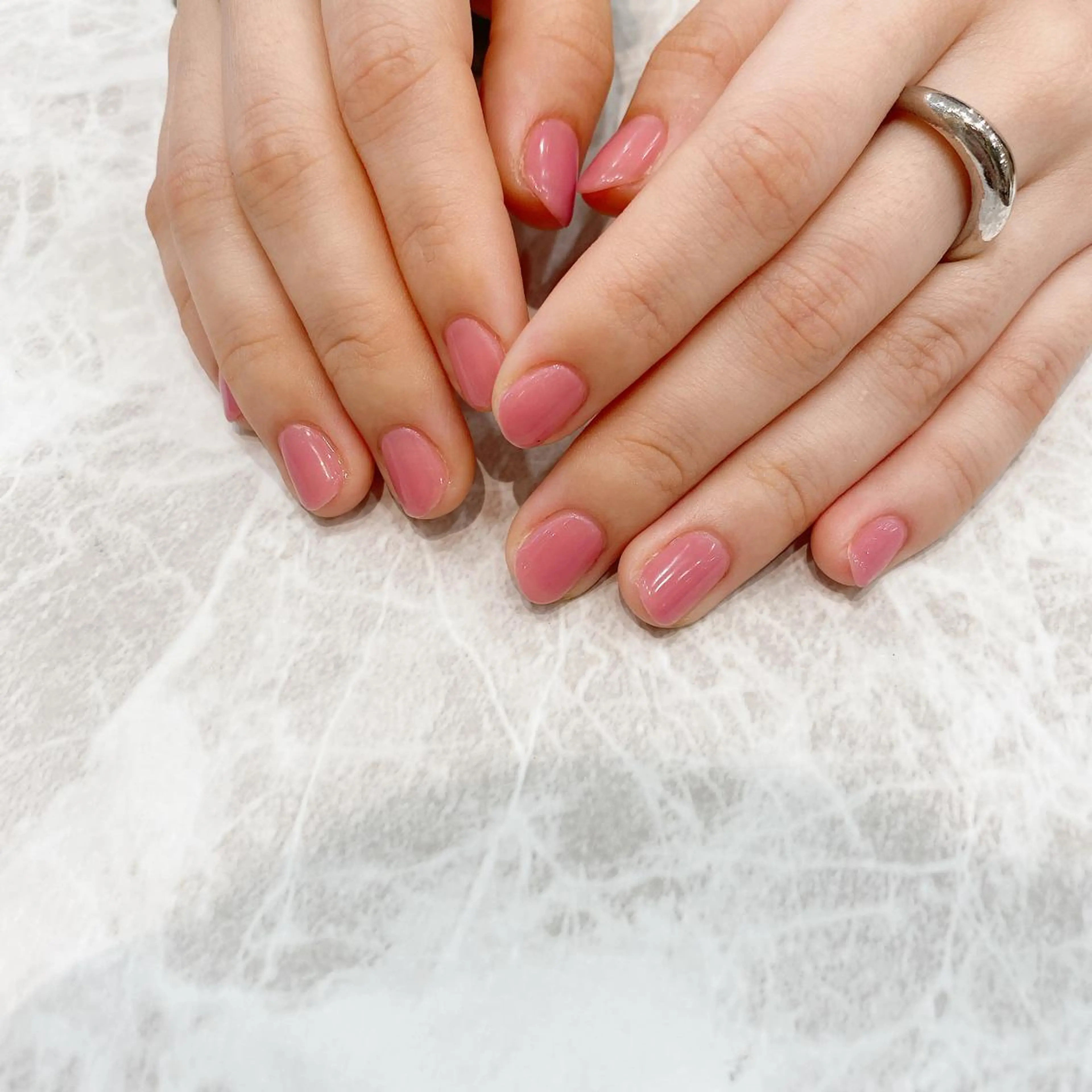 ネイル オフィスネイル ハンドネイル 関谷 真登佳のネイルデザイン