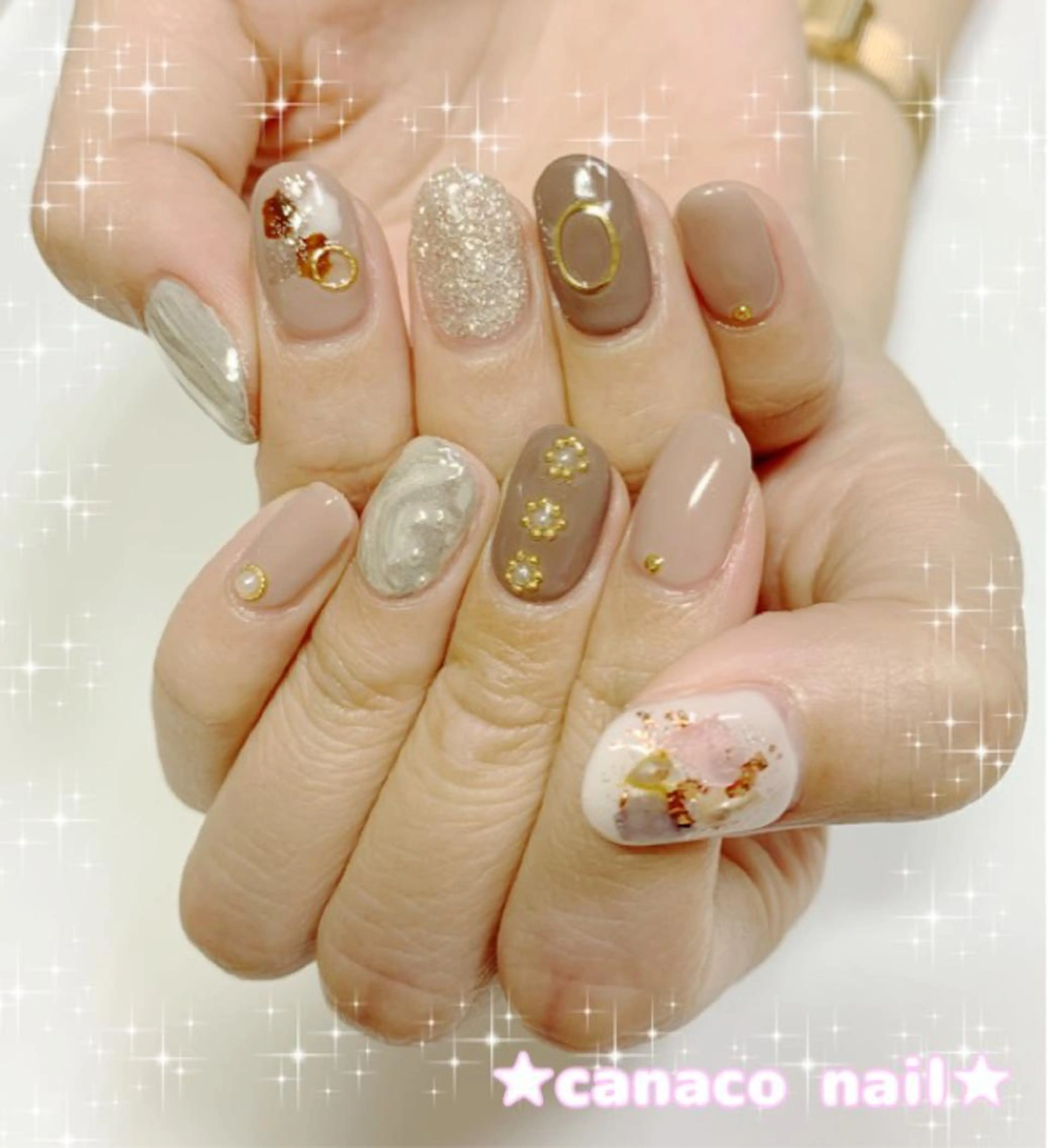 ネイル アートネイル ジェルネイル パラジェル ストーンネイル ハンドネイル ハンドケア Felice所属・ベテランネイル cnc  nailのネイルデザイン