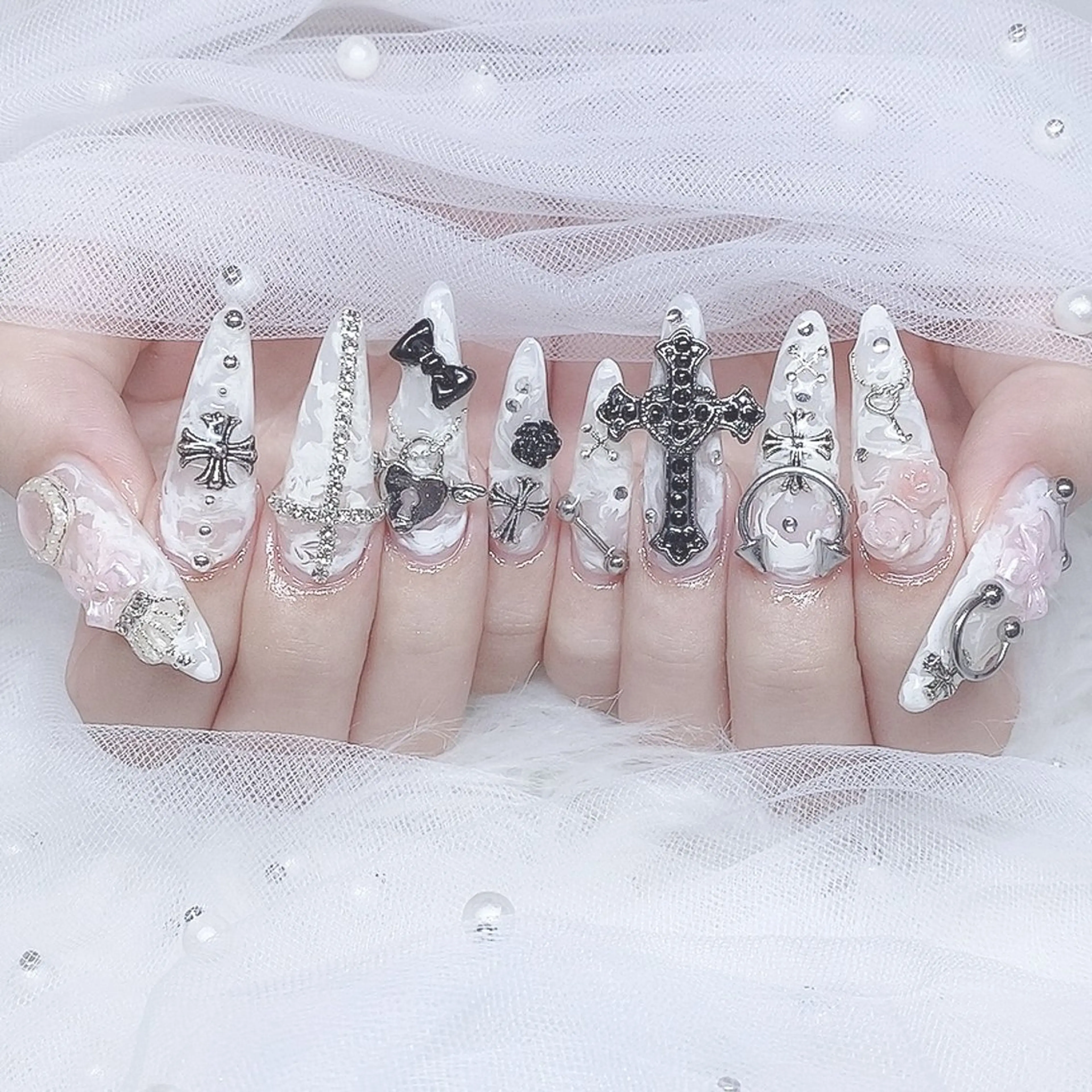 ネイル ハンドネイル ユカ🥞nail 堺筋本町/心斎橋のネイルデザイン