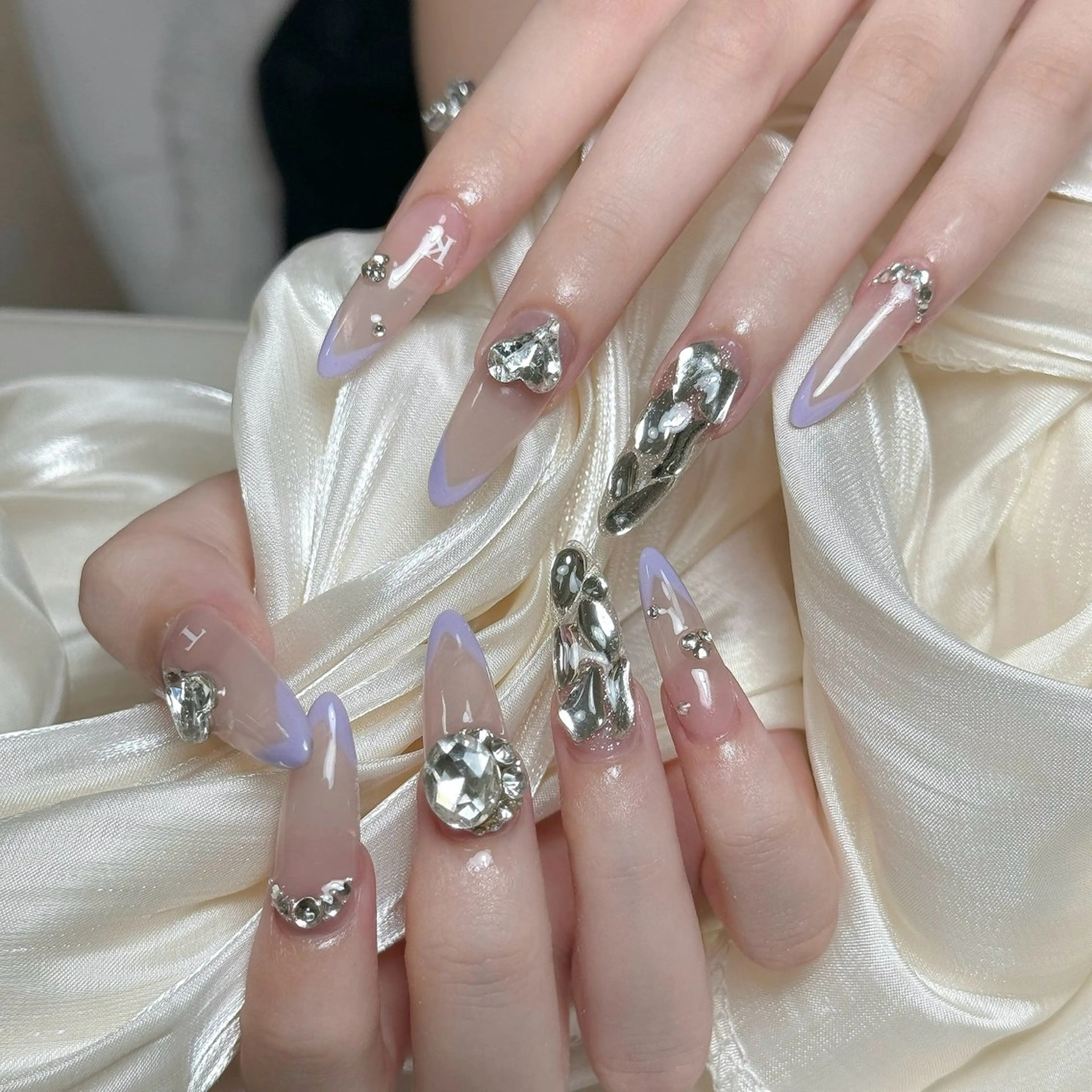 ネイル Maggie Nail🦩のネイルデザイン