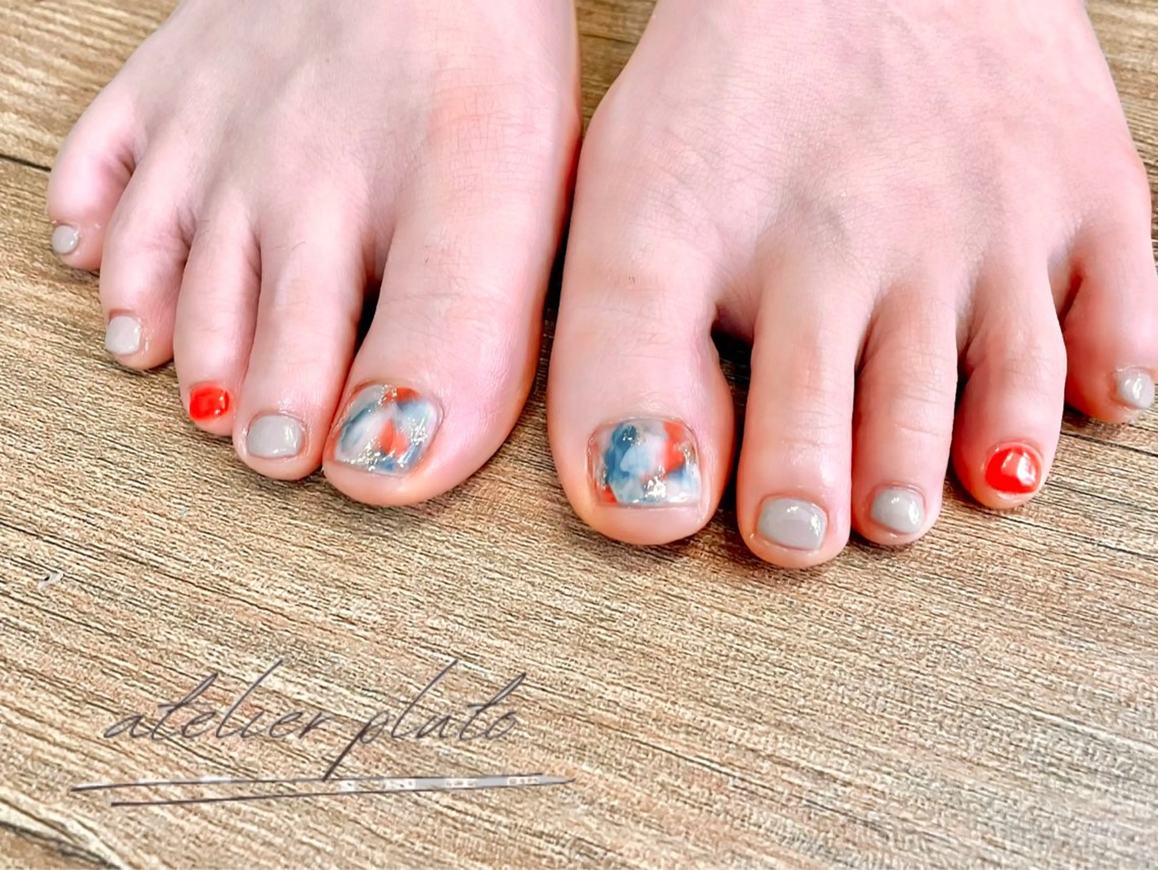 ネイル アートネイル フットネイル ニュアンスネイル atelier plutoのネイルデザイン
