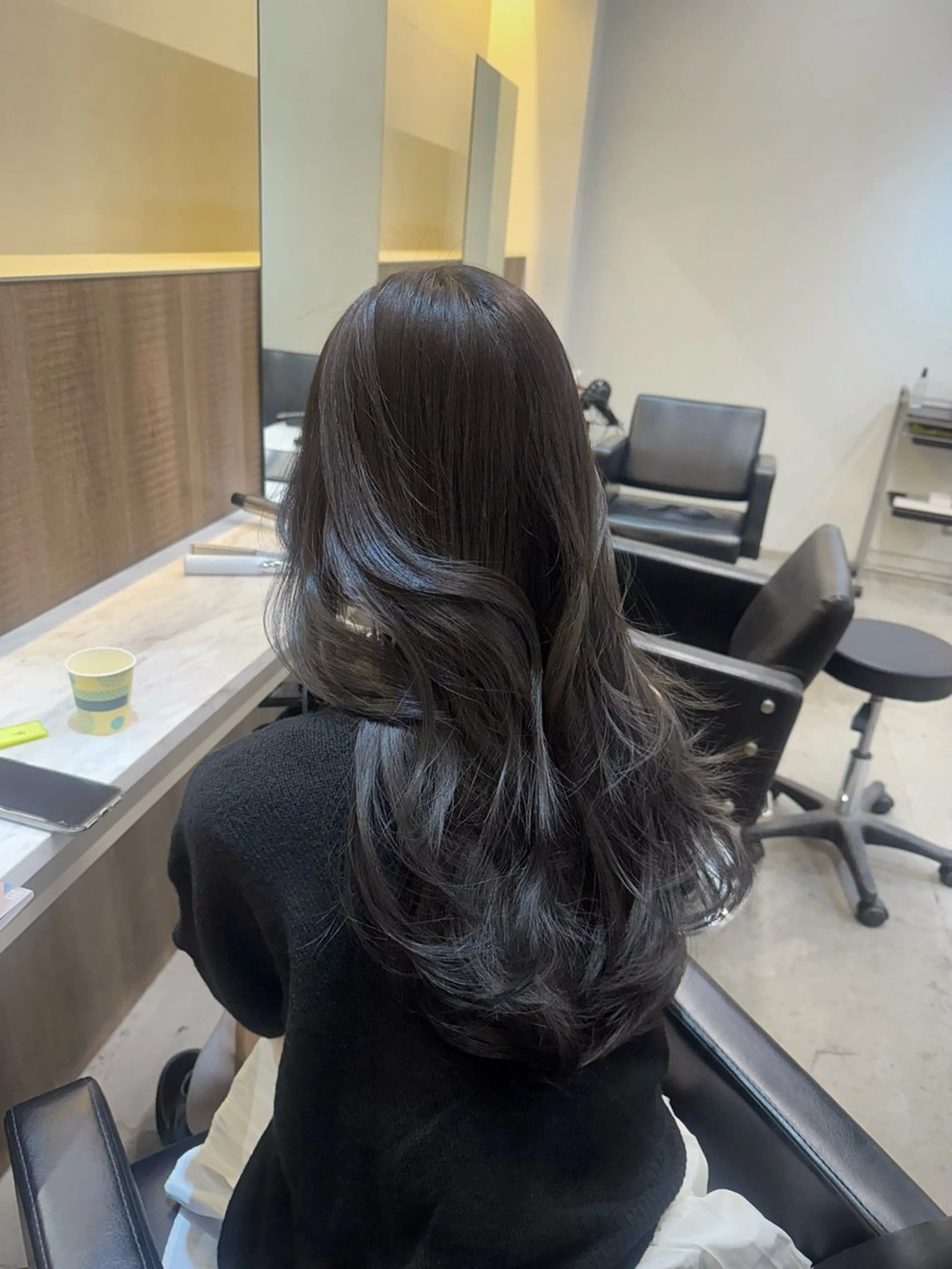 ロング カラー カット ヘアカラー トリートメント 韓国ヘア🇰🇷 YUKINAのヘアスタイル