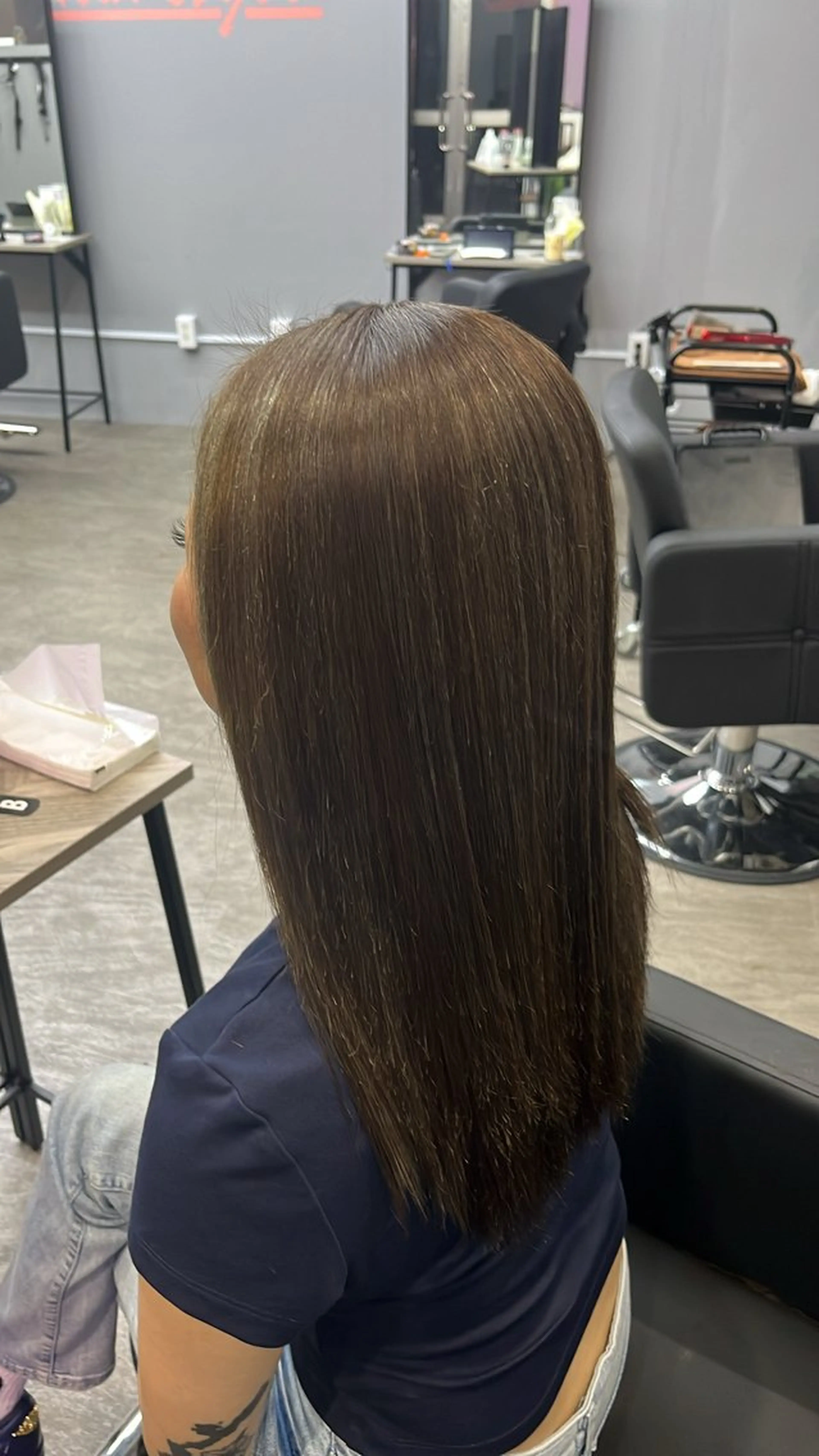 セミロング ハイライト 縮毛矯正 VIM hair 泡瀬店所属・ミサ ミサのヘアスタイル