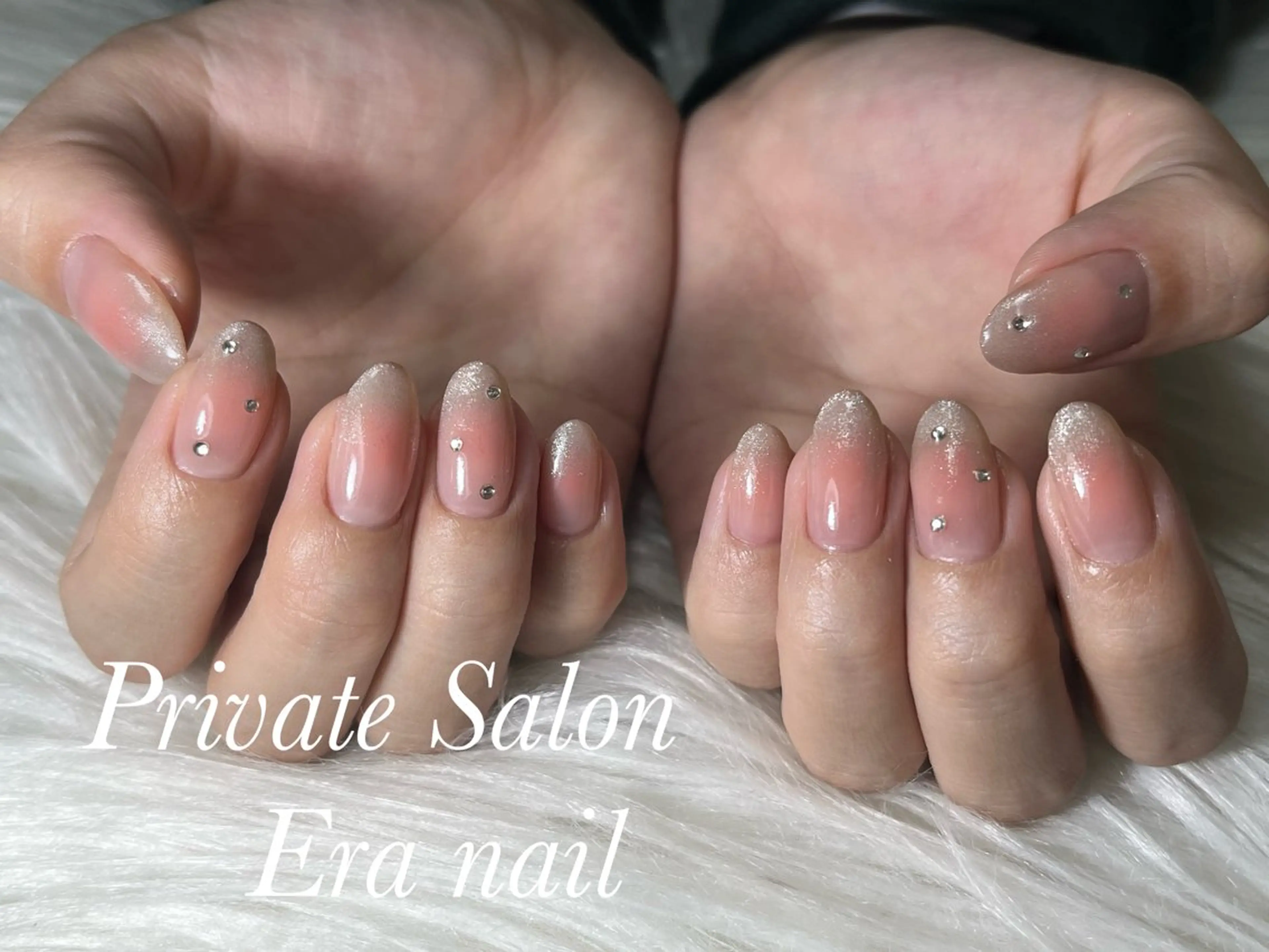 ネイル チークネイル グラデーション マグネットネイル Era nailのネイルデザイン