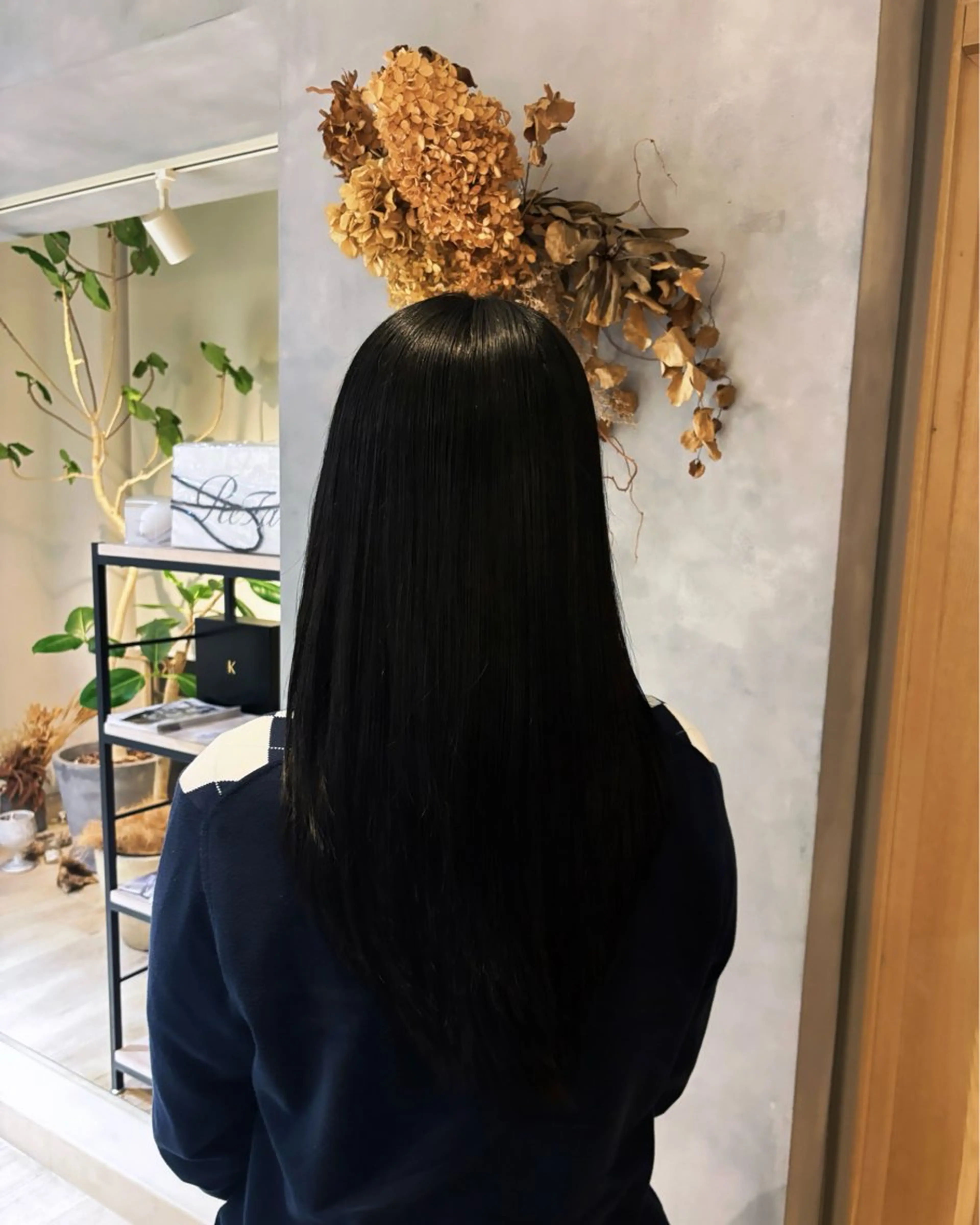 ロング ヘアカラー ROCCO saraのヘアスタイル