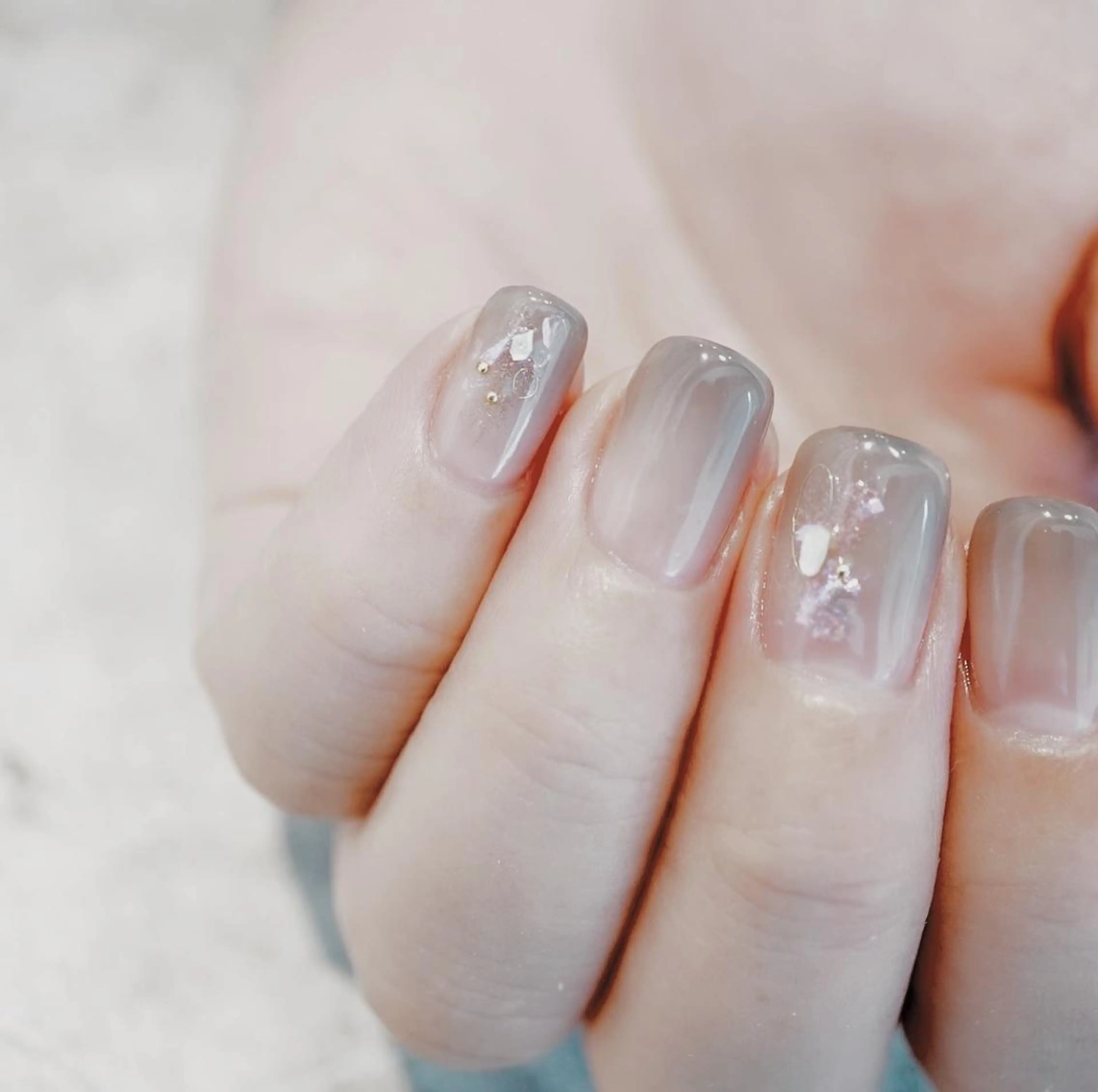 ネイル ニュアンスネイル lucolu あこのマツエク・マツパデザイン