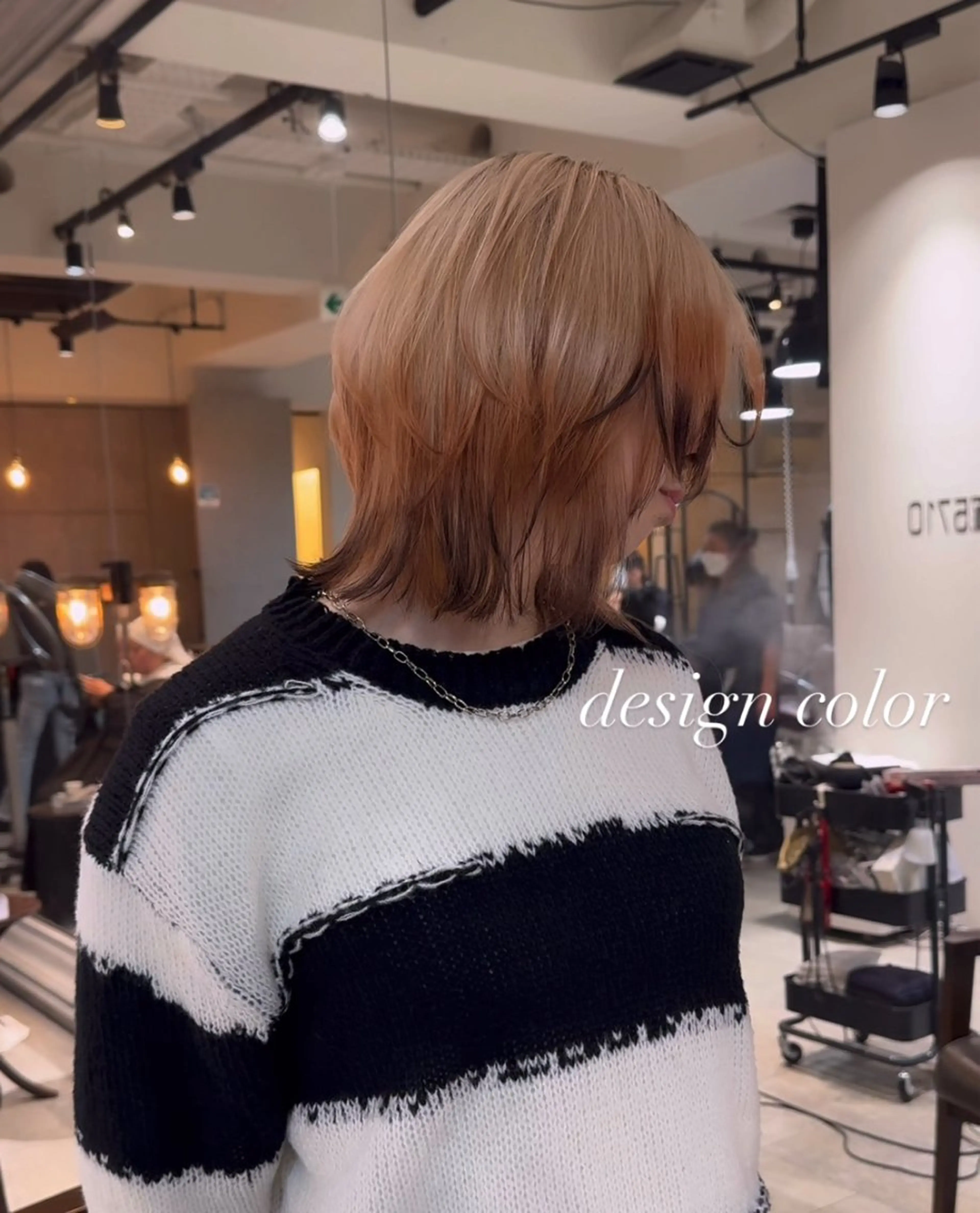 ショート カラー カット ヘアカラー トリートメント ヘアセット 💜ハイトーン💛 マジカルかいちゃんのヘアスタイル