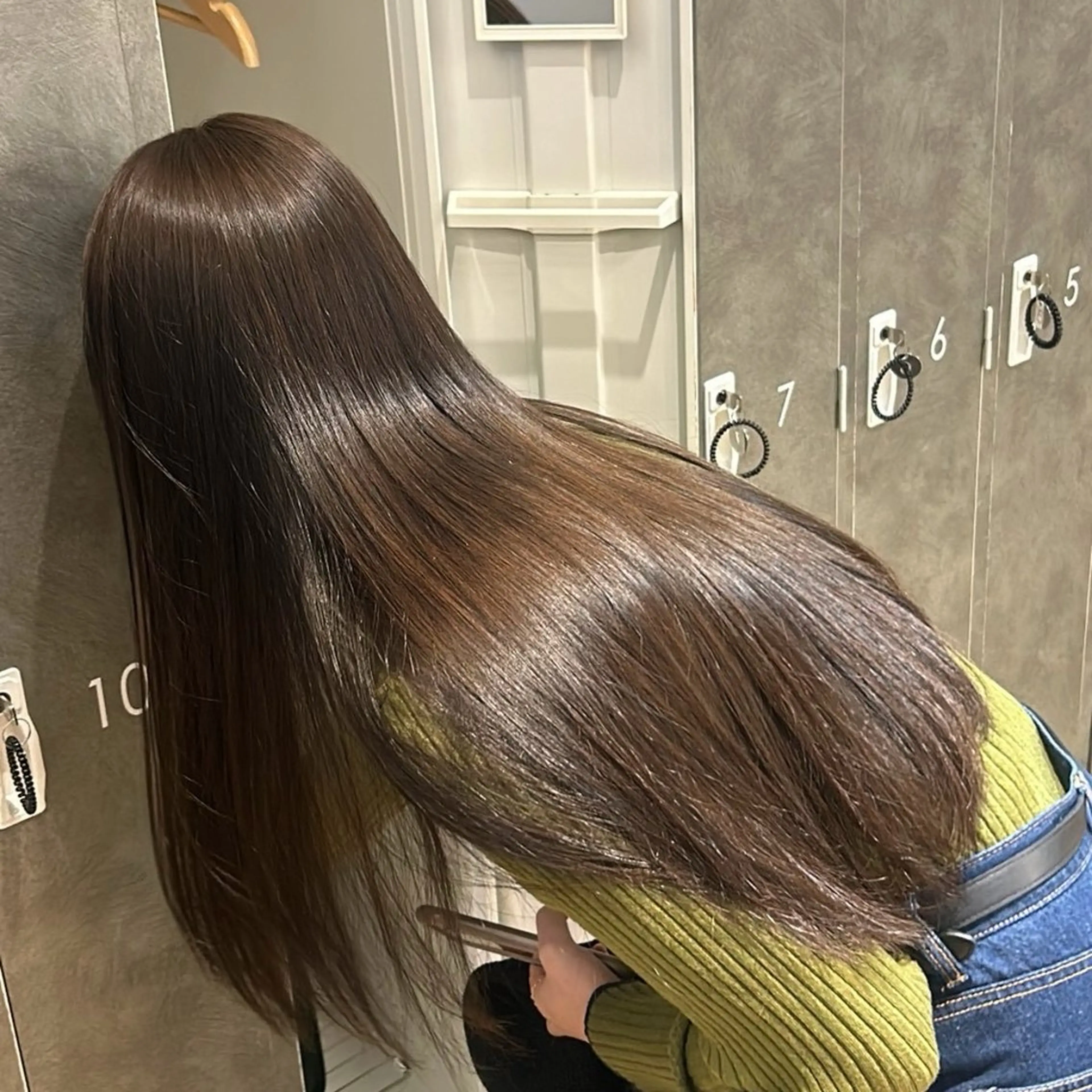 【🫧夕方限定 お疲れ様クーポン🌙】イルミナカラー+簡単ヘッドスパ🌿🫧の写真