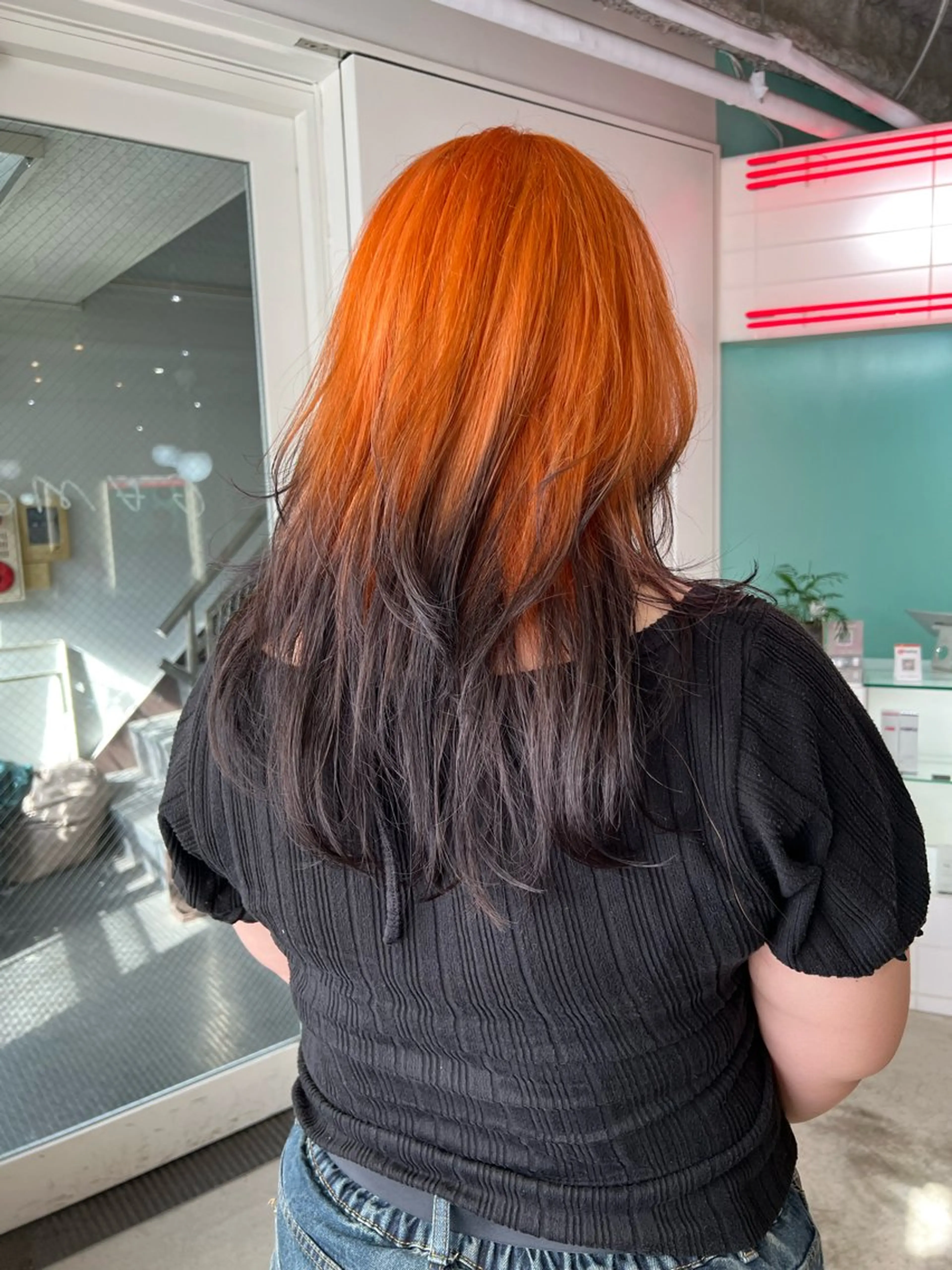 ミディアム カット ヘアカラー 💥ウルフカット デザインあんな💥のヘアスタイル