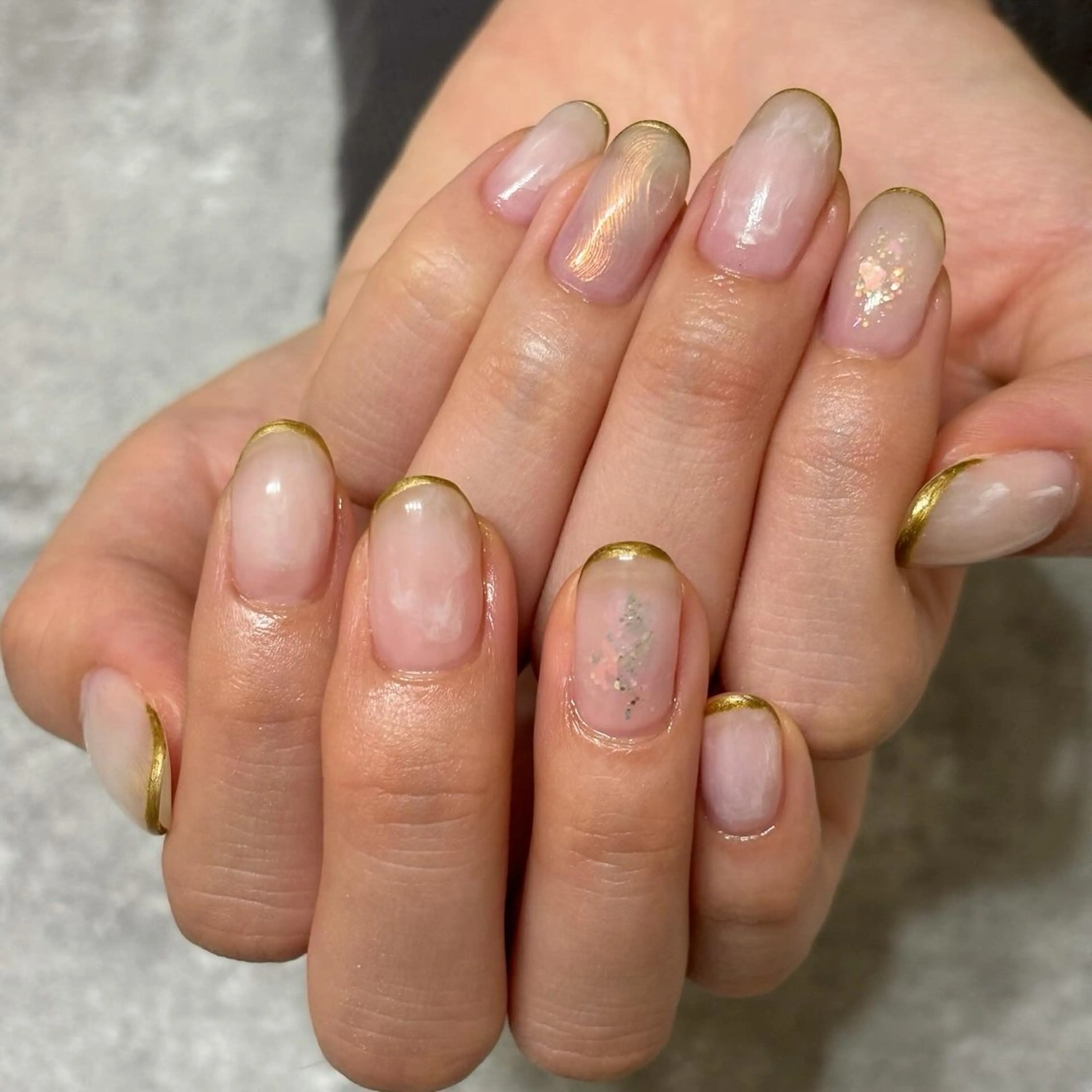 ネイル ホワイト ハンドネイル Elio所属・Elio 国泰寺のネイルデザイン