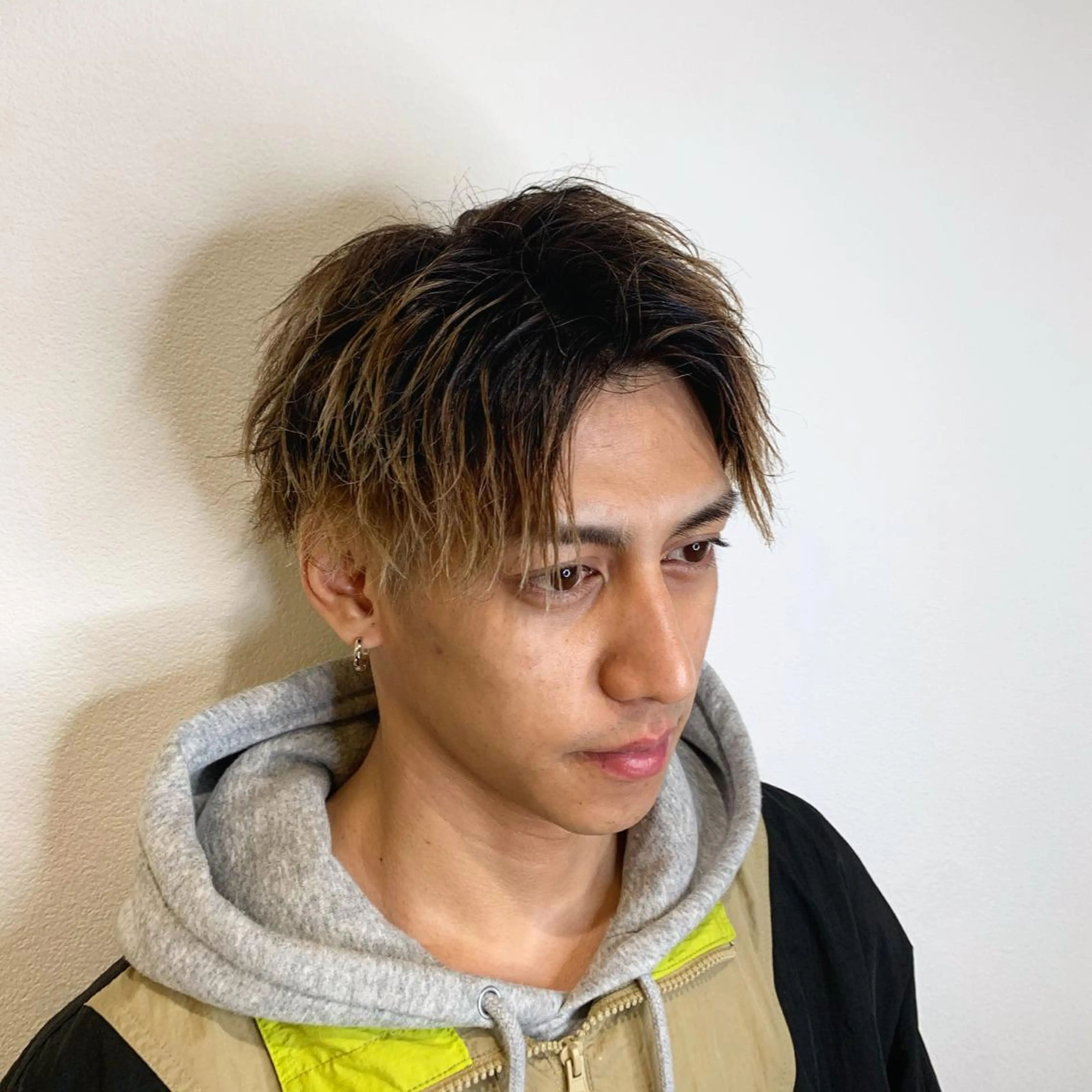 ショート パーマ メンズ メンズパーマ スパイラルパーマ カット ヘッドスパ 🔥Mackey🔥 メンズ特化型美容師のヘアスタイル