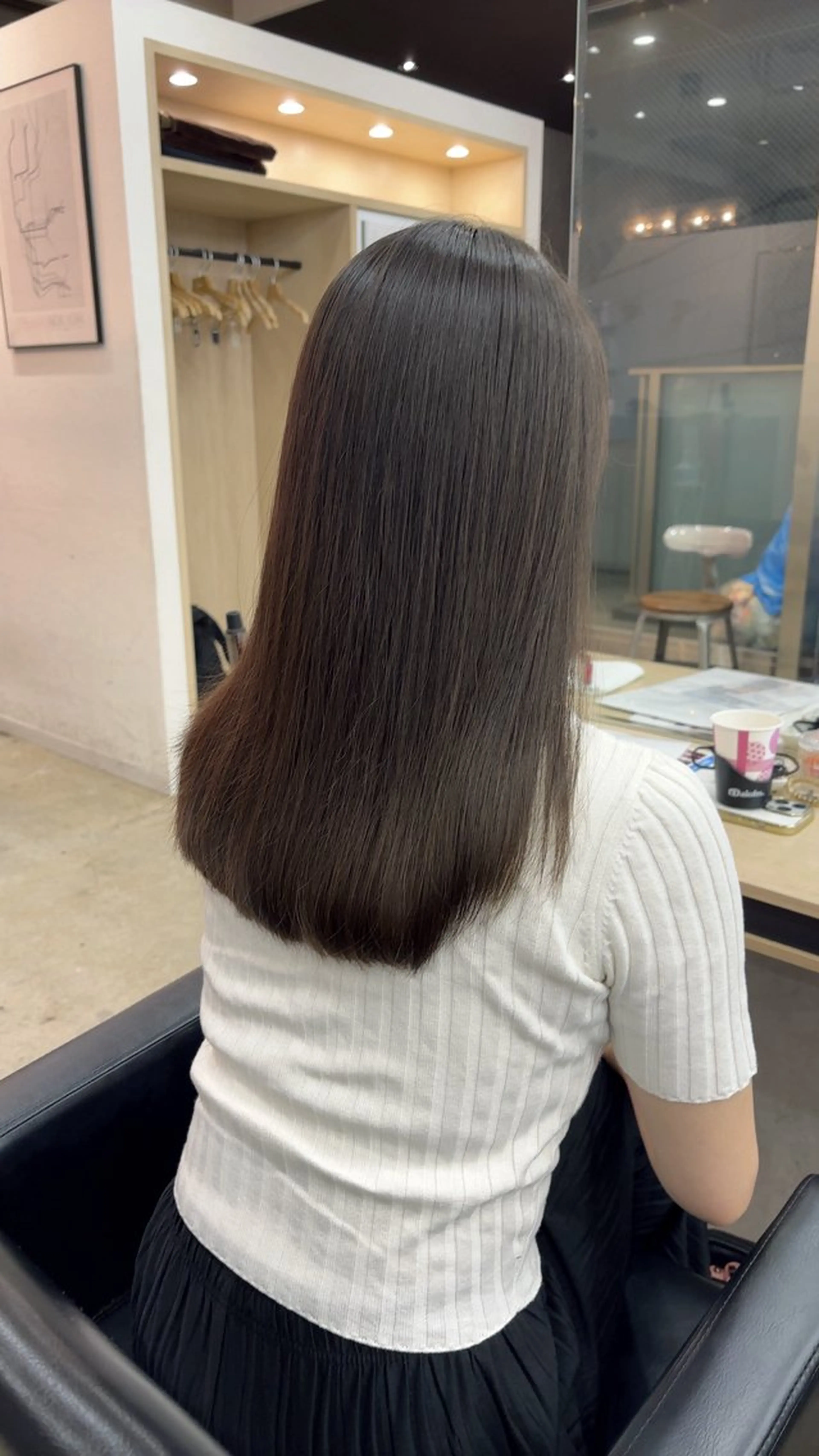 セミロング パーマ トリートメント カット 縮毛矯正 🪽髪質改善ストレー ト🤍美羽🤍のヘアスタイル