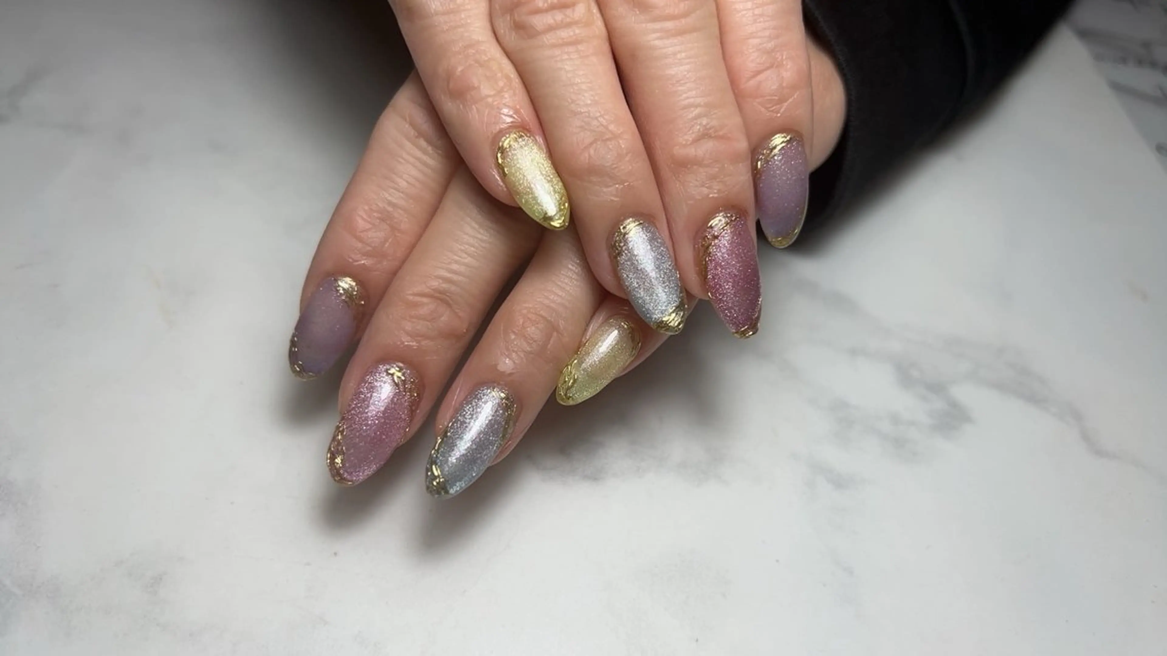 ネイル 加藤 優子のネイルデザイン