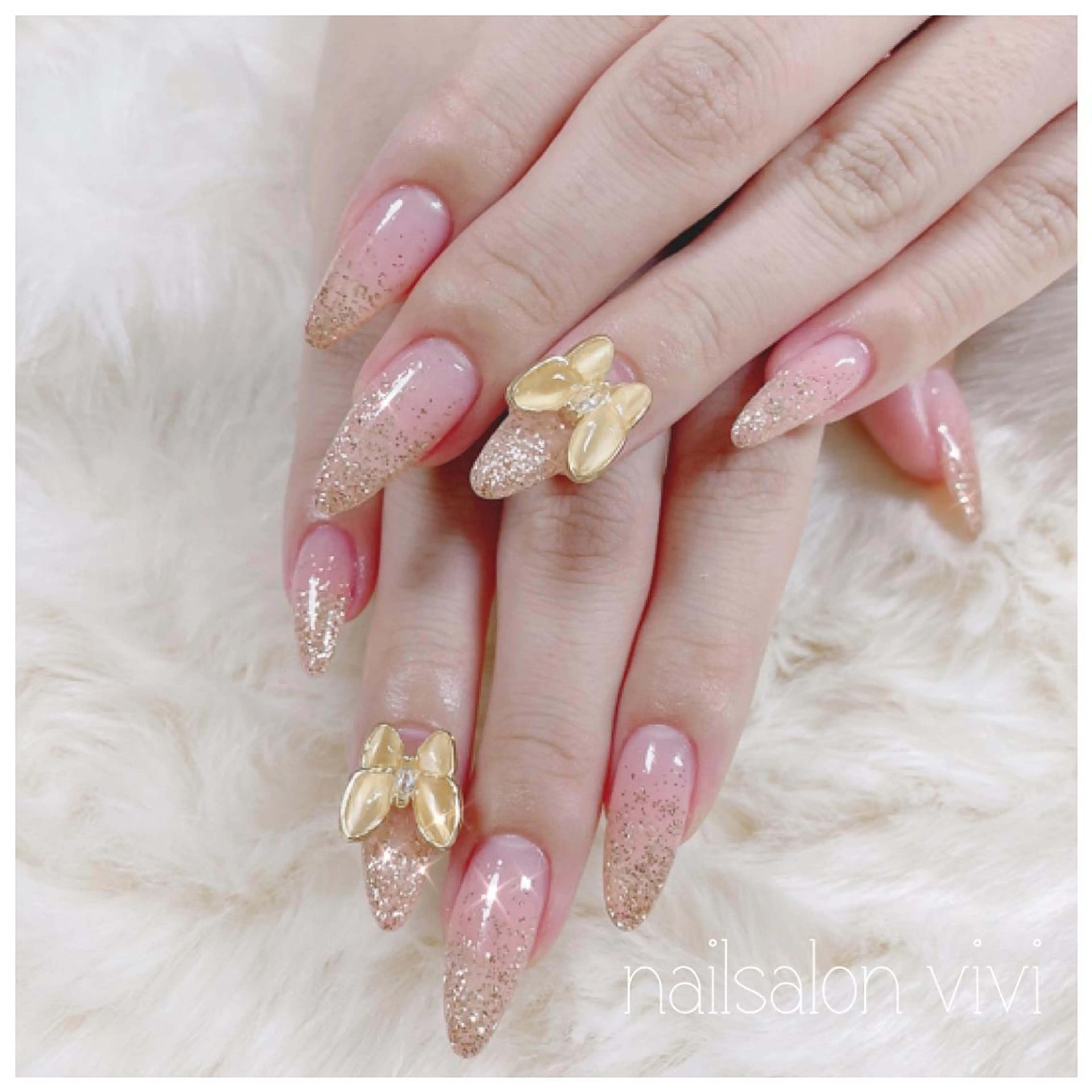 ネイル ＶＩＶＩ nailsalonのネイルデザイン