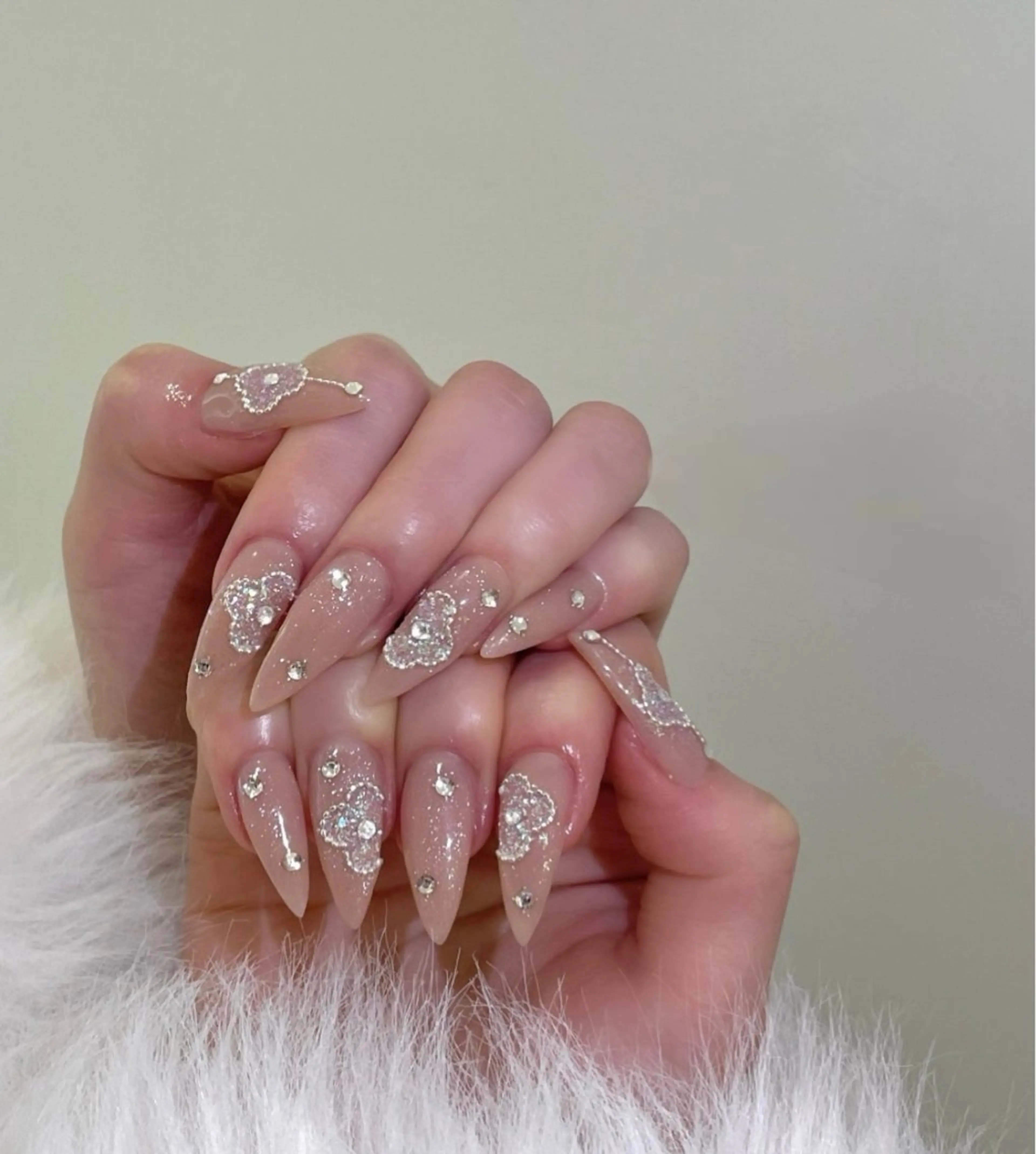 ネイル フラッシュネイル フレンチネイル グラデーション キラキラネイル 韓国ネイル ハンドネイル Lina nail所属・Lunaa 池袋のネイルデザイン