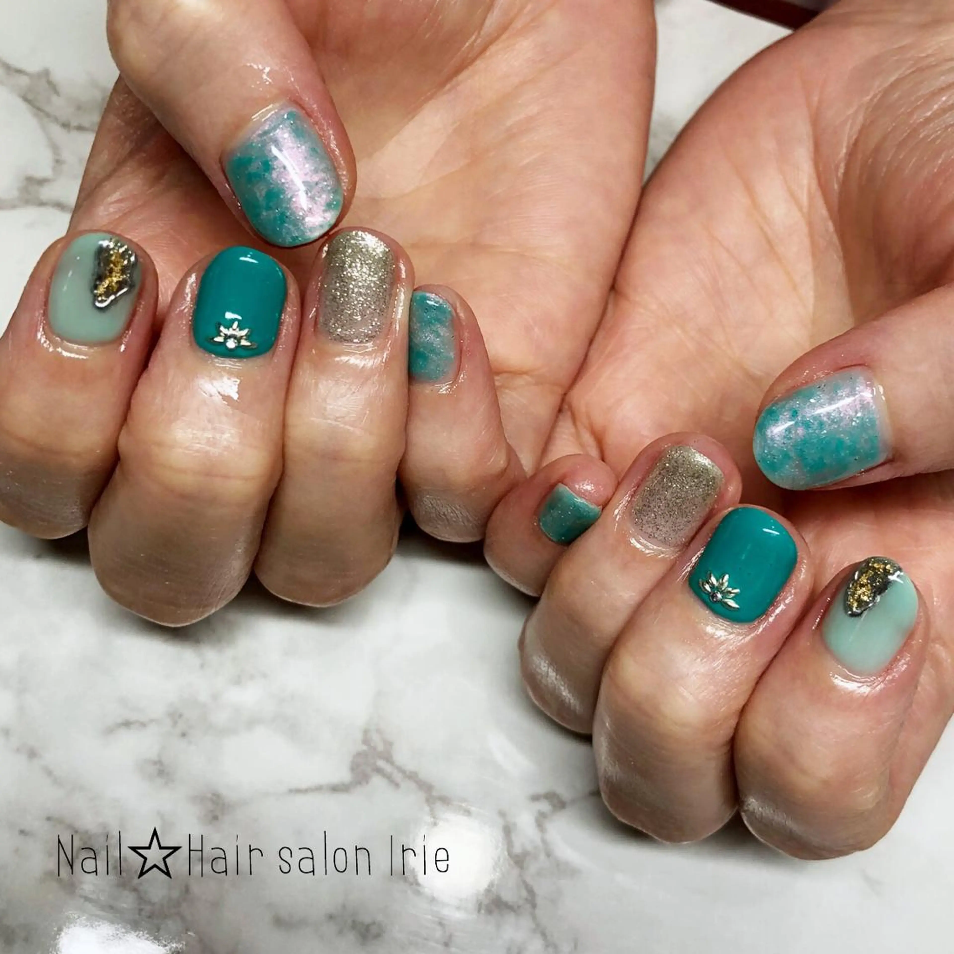 ネイル Hair salon Irie所属・與儀 知佳のネイルデザイン